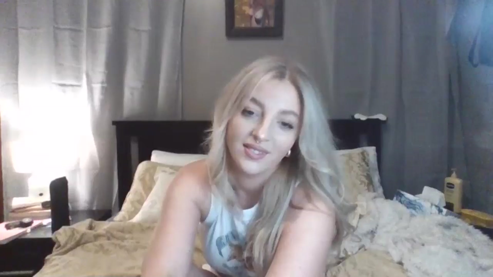 Gallery image thumbnail from GoddessAbbyJo's myfreecams stream on, 05/31/2024, 12:59 image 12 of 20