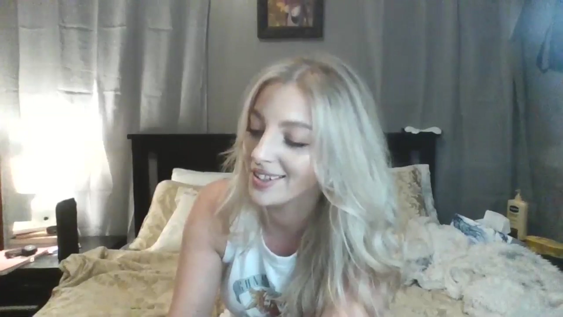 Gallery image thumbnail from GoddessAbbyJo's myfreecams stream on, 05/31/2024, 12:59 image 17 of 20