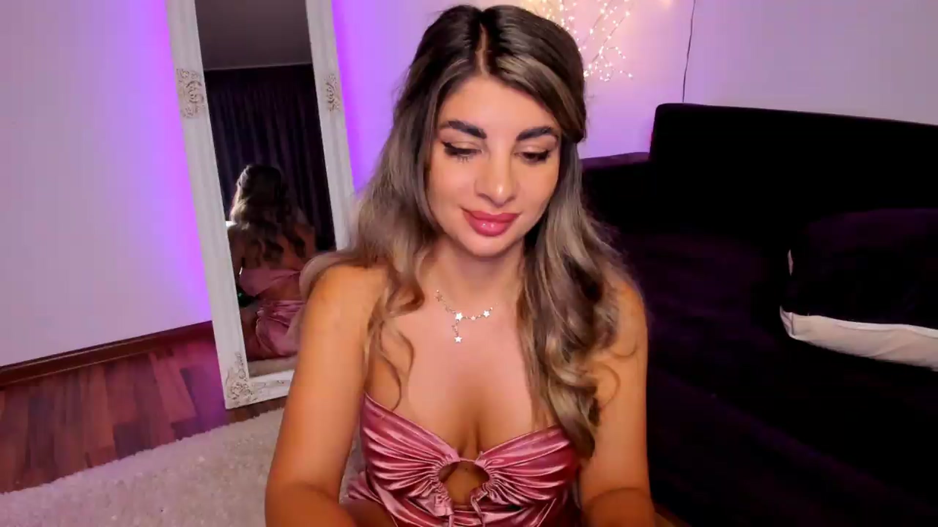 Gallery image thumbnail from GoddessAphrodite's myfreecams stream on, 06/21/2026, 01:26 image 10 of 20