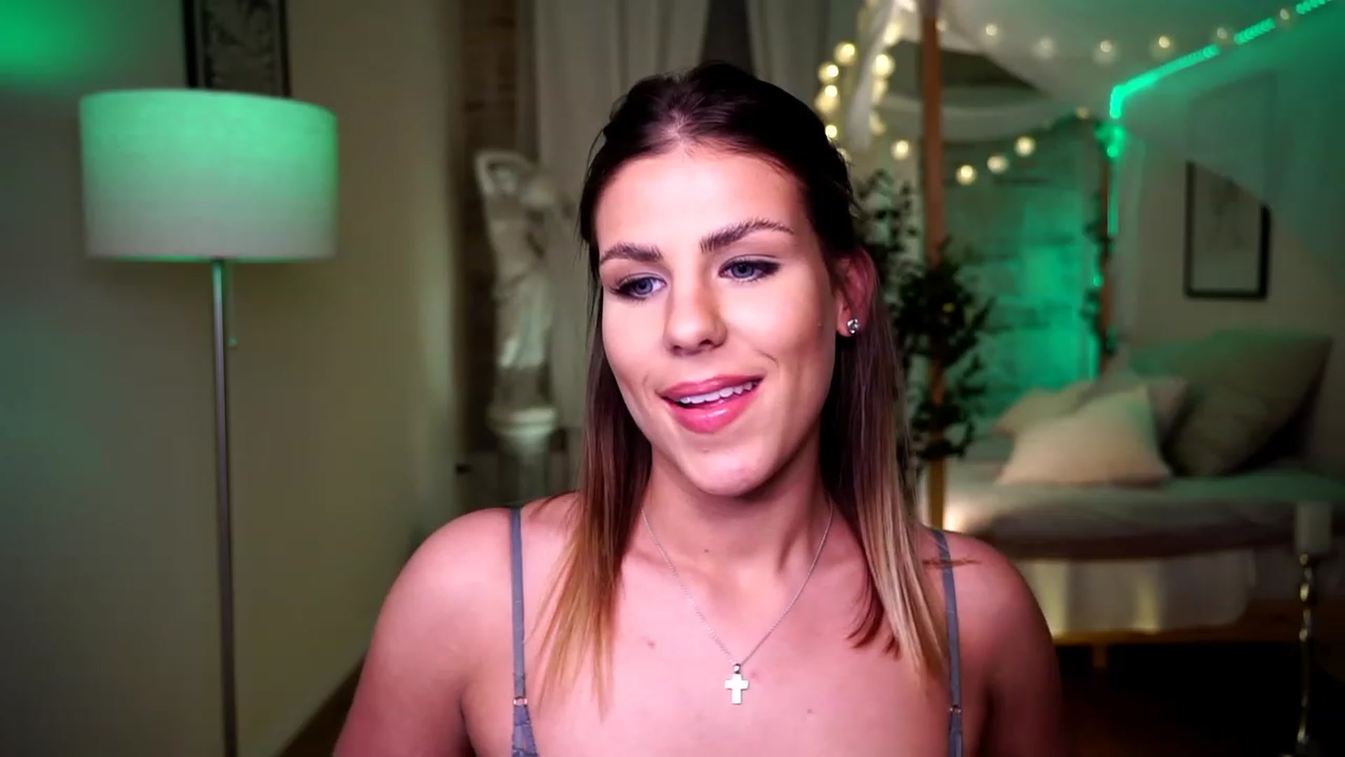 Gallery image thumbnail from GoddessBbby's myfreecams stream on, 12/05/2022, 21:46 image 5 of 20