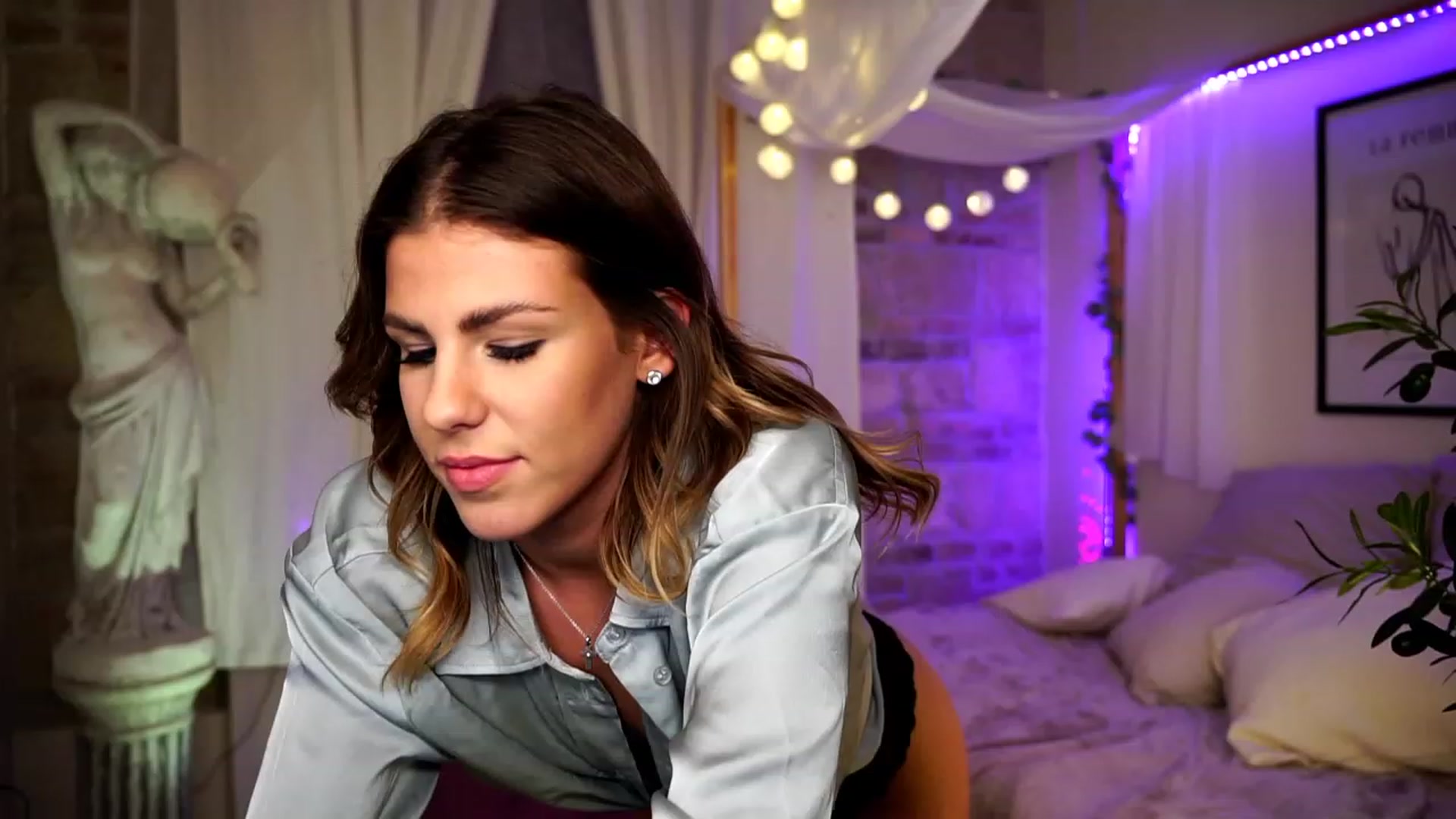 Gallery image thumbnail from GoddessBbby's myfreecams stream on, 12/16/2022, 20:20 image 15 of 20