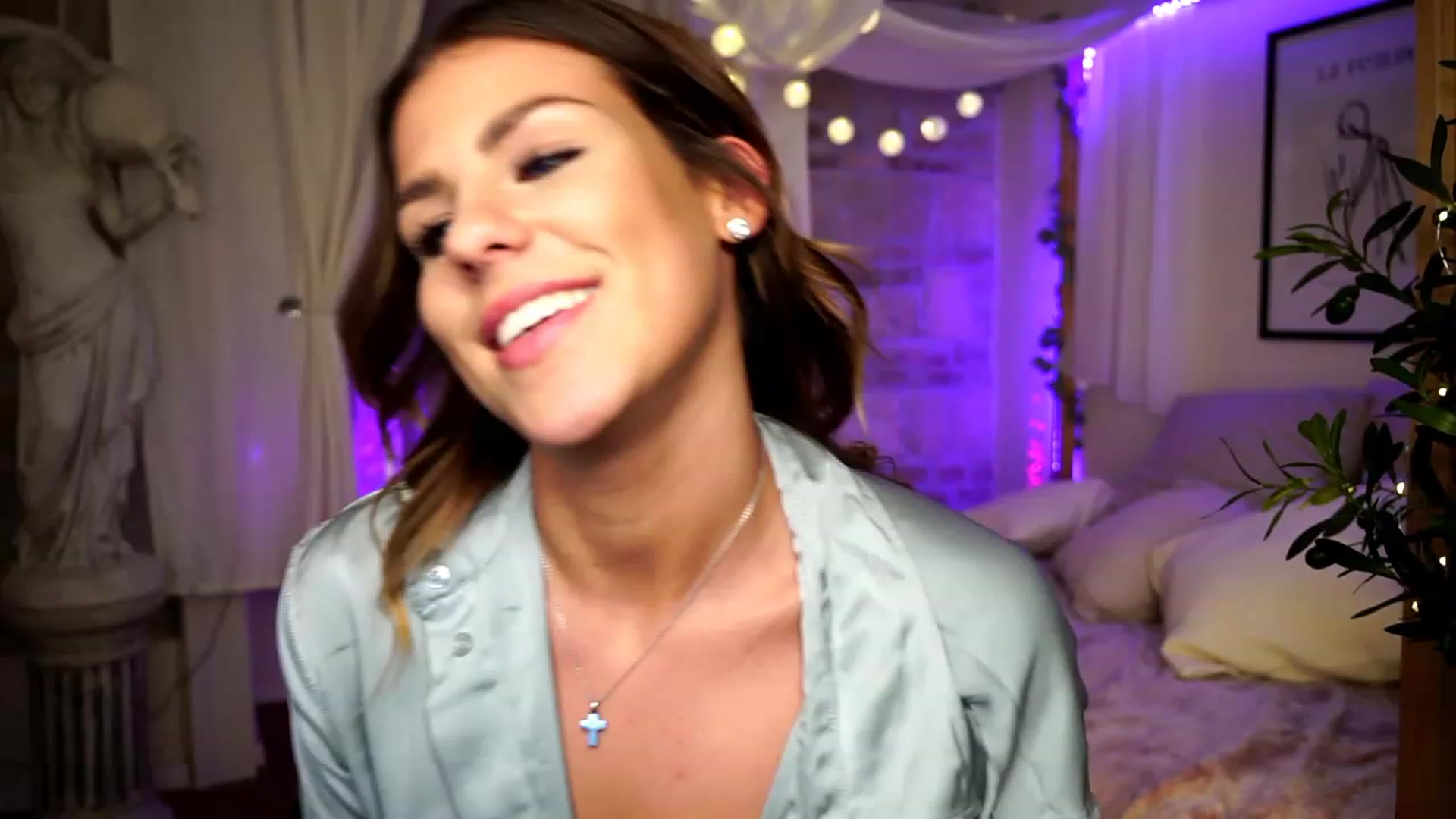 Gallery image thumbnail from GoddessBbby's myfreecams stream on, 12/16/2022, 21:25 image 12 of 20