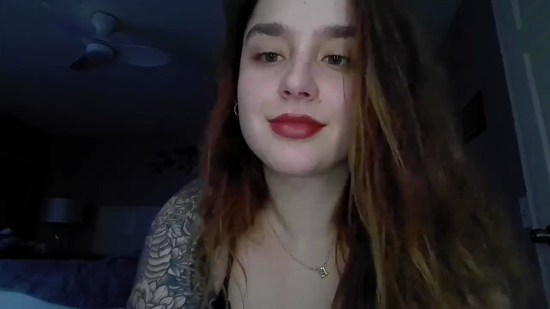 Gallery image thumbnail from GoddessGianna's myfreecams stream on, 03/04/2025, 15:59 image 10 of 20