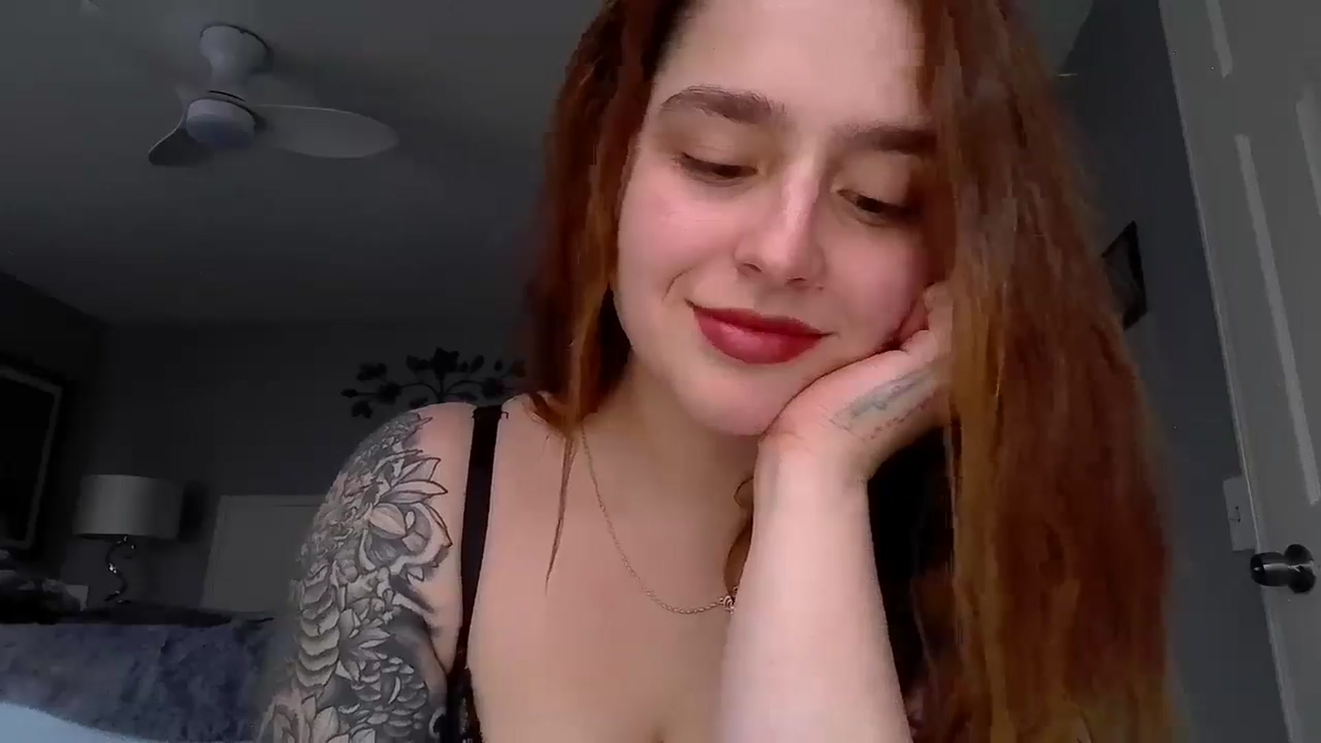 Gallery image thumbnail from GoddessGianna's myfreecams stream on, 03/04/2025, 17:26 image 2 of 20