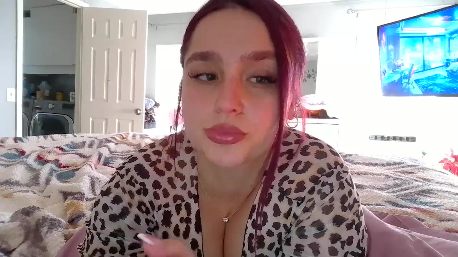 Gallery image thumbnail from GoddessGianna's myfreecams stream on, 03/31/2025, 14:51 image 9 of 20
