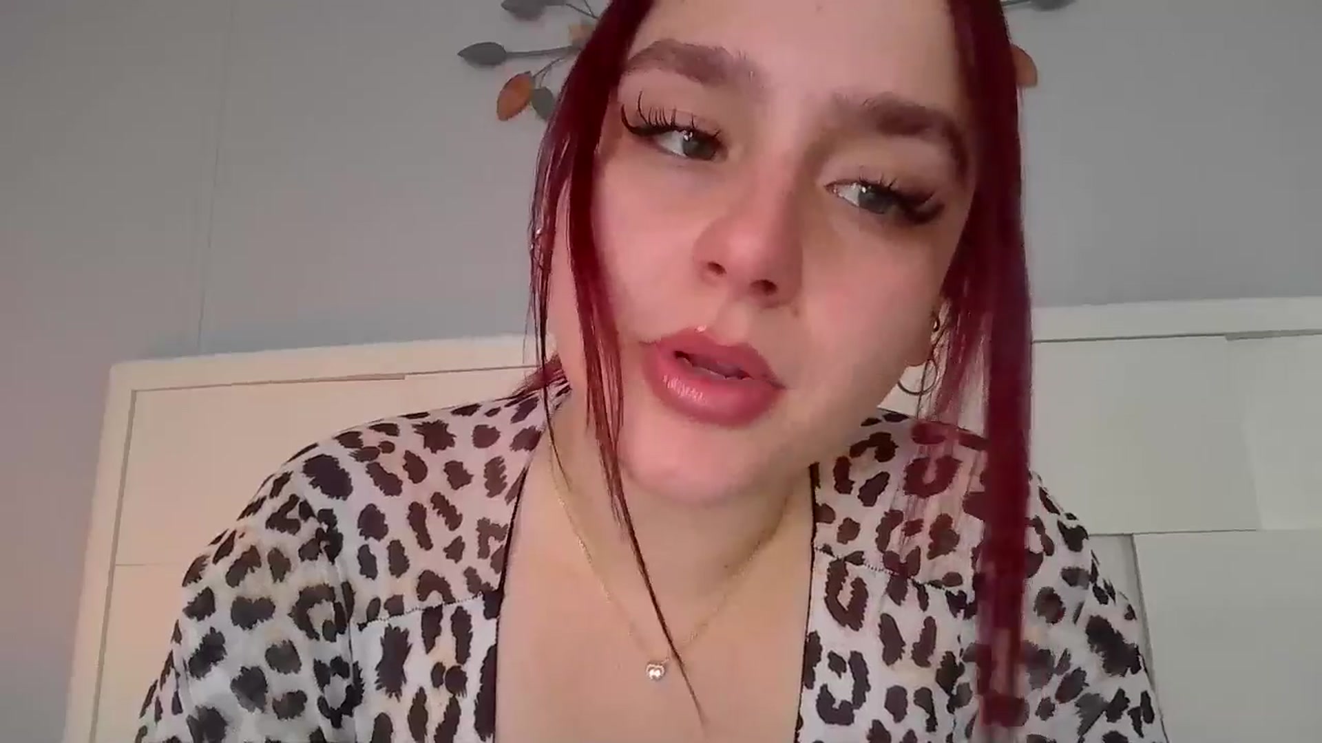 Gallery image thumbnail from GoddessGianna's myfreecams stream on, 03/31/2025, 14:51 image 6 of 20
