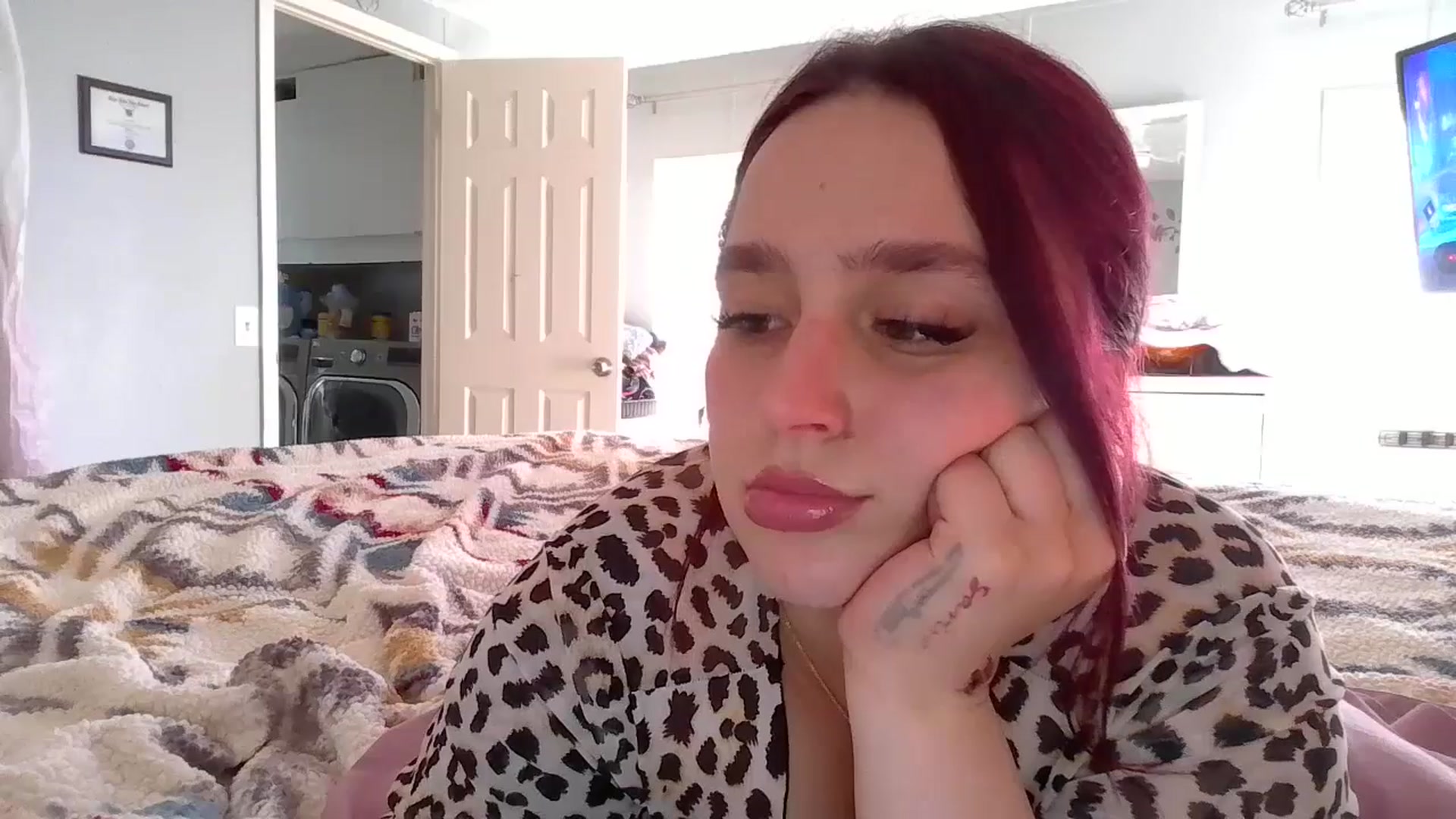Gallery image thumbnail from GoddessGianna's myfreecams stream on, 03/31/2025, 14:51 image 12 of 20