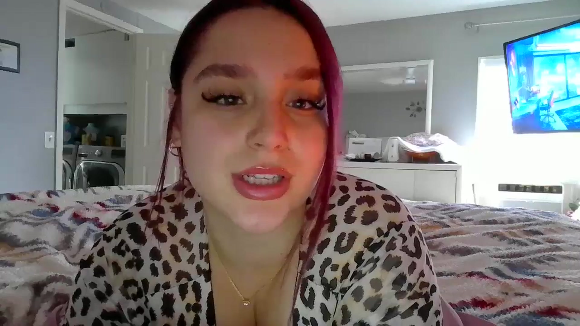 Gallery image thumbnail from GoddessGianna's myfreecams stream on, 03/31/2025, 15:31 image 20 of 20