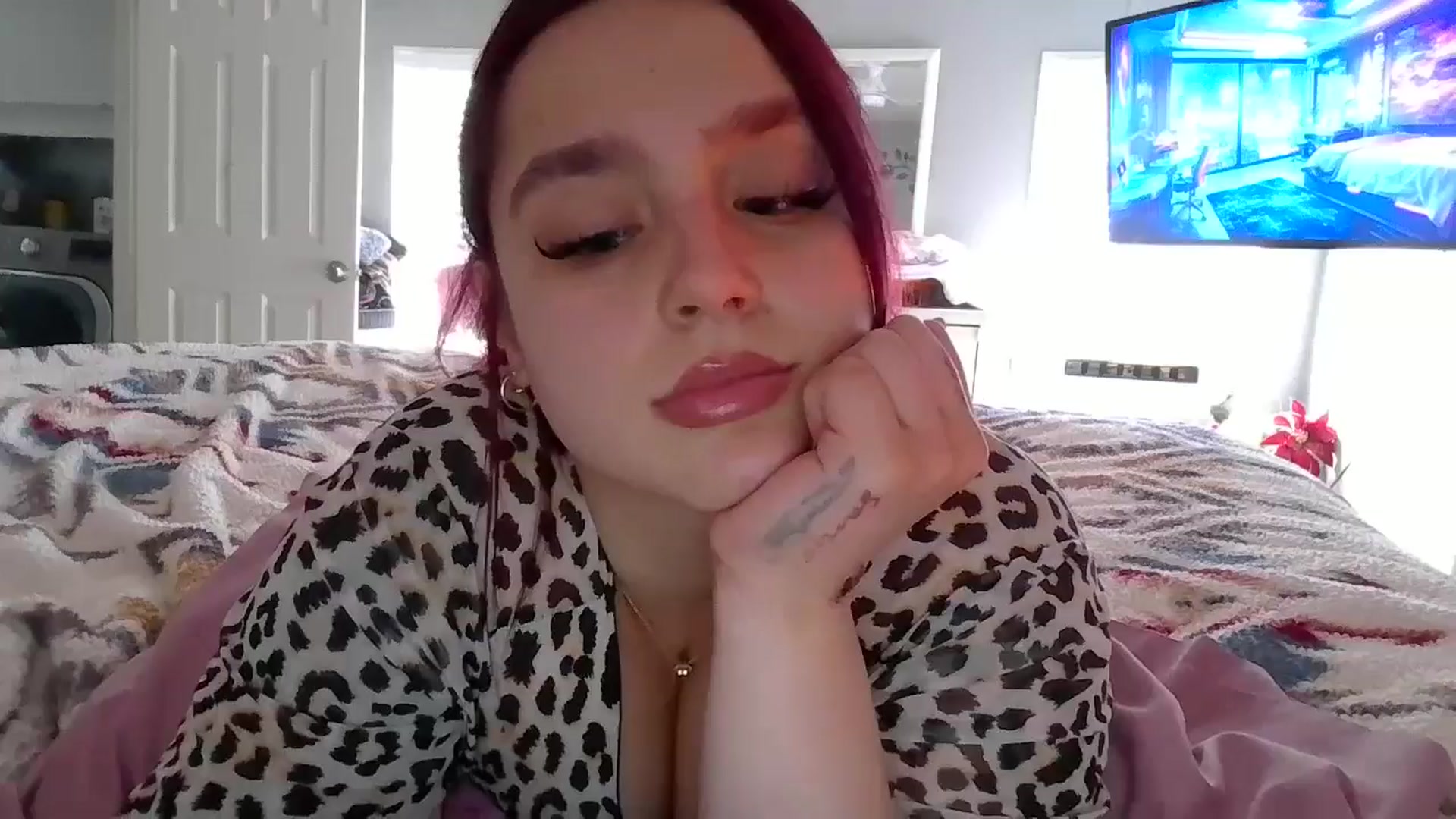 Gallery image thumbnail from GoddessGianna's myfreecams stream on, 03/31/2025, 15:31 image 1 of 20