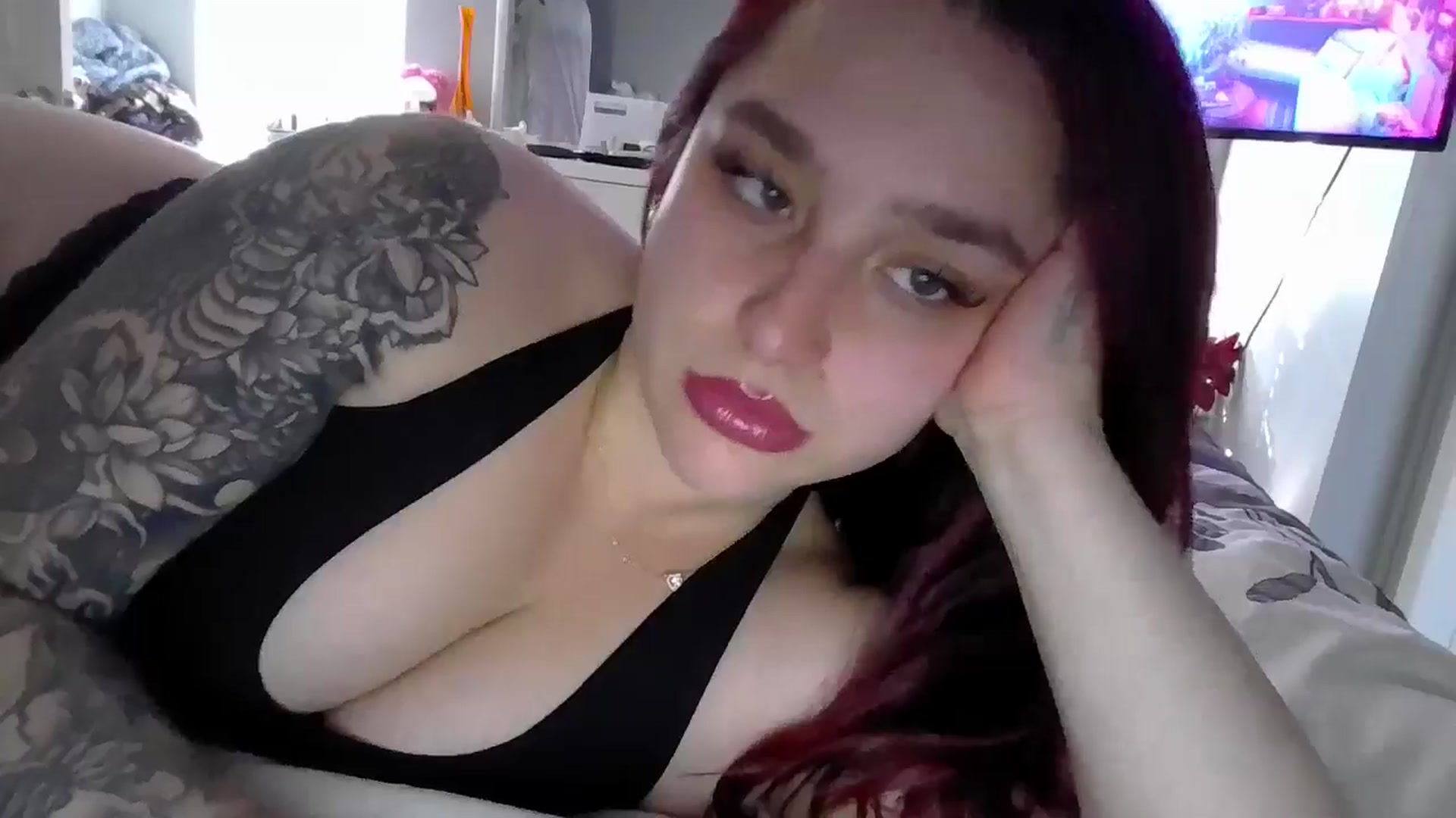 Gallery image thumbnail from GoddessGianna's myfreecams stream on, 04/10/2025, 14:35 image 13 of 20