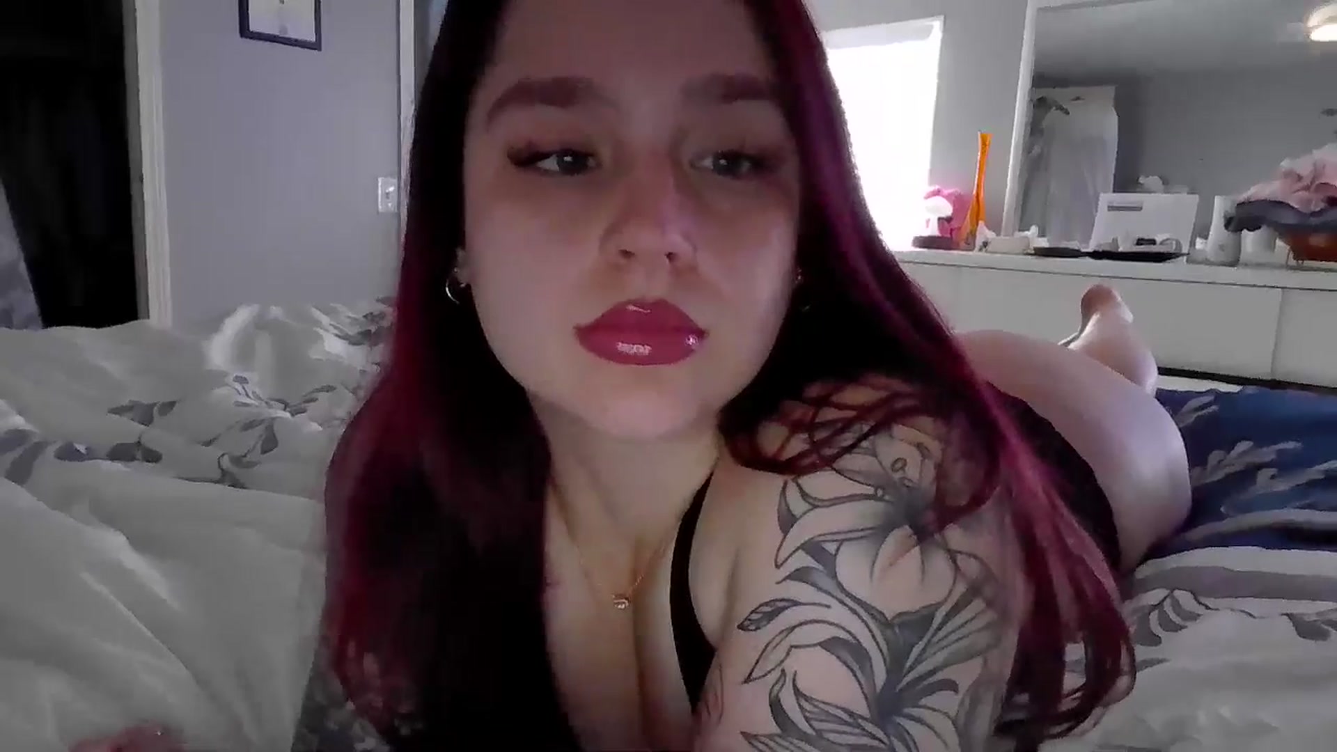 Gallery image thumbnail from GoddessGianna's myfreecams stream on, 04/10/2025, 14:35 image 5 of 20