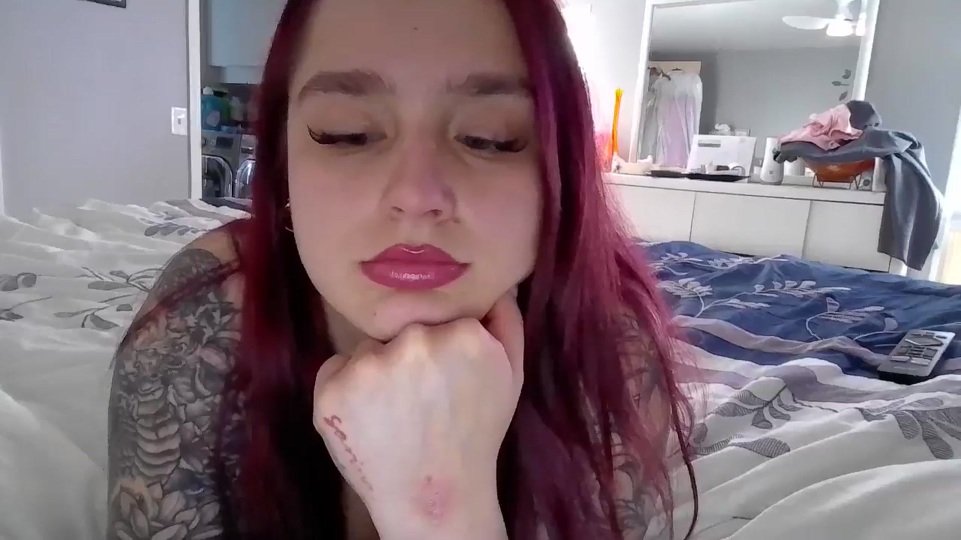 Gallery image thumbnail from GoddessGianna's myfreecams stream on, 04/10/2025, 14:53 image 4 of 20