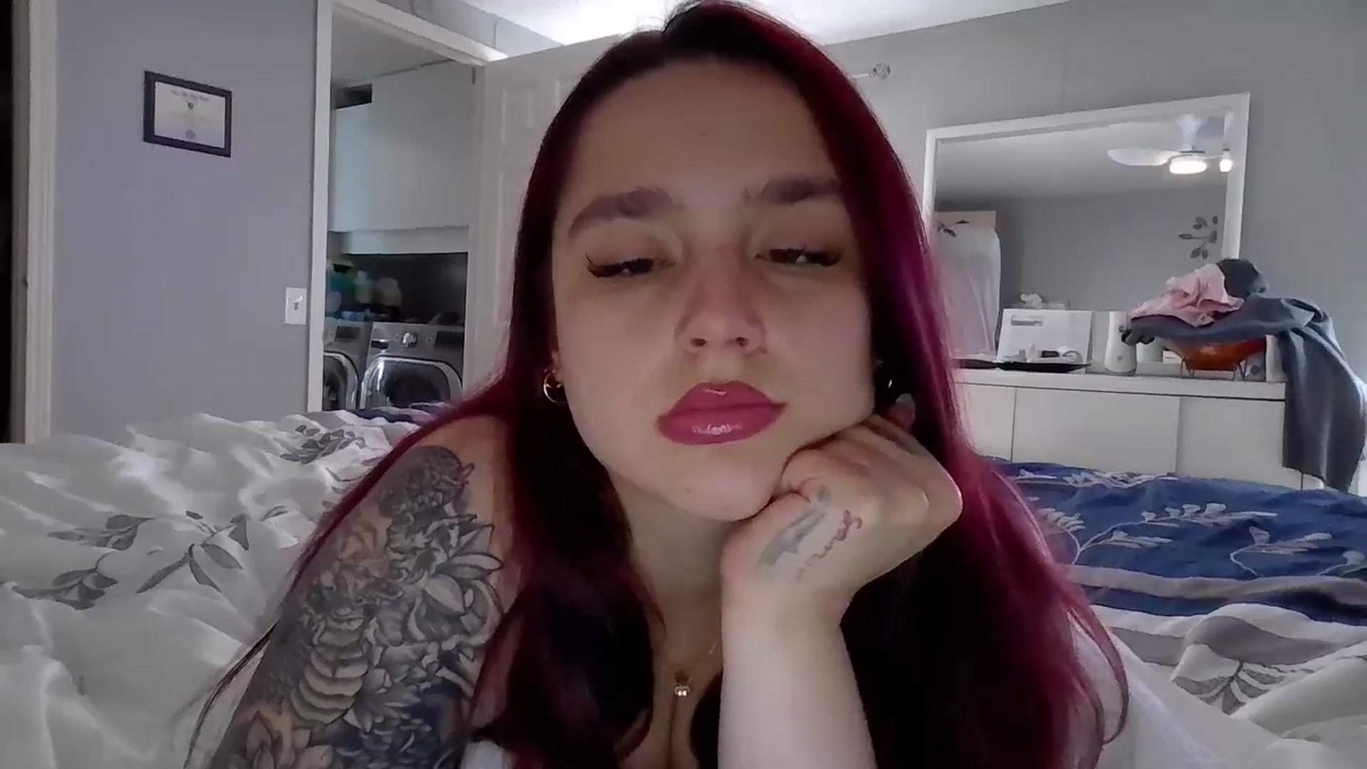 Gallery image thumbnail from GoddessGianna's myfreecams stream on, 04/10/2025, 15:59 image 7 of 20