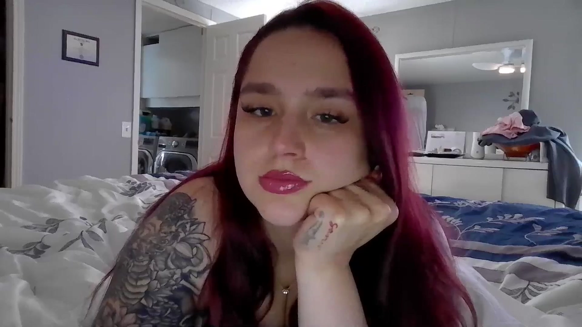 Gallery image thumbnail from GoddessGianna's myfreecams stream on, 04/10/2025, 15:59 image 8 of 20