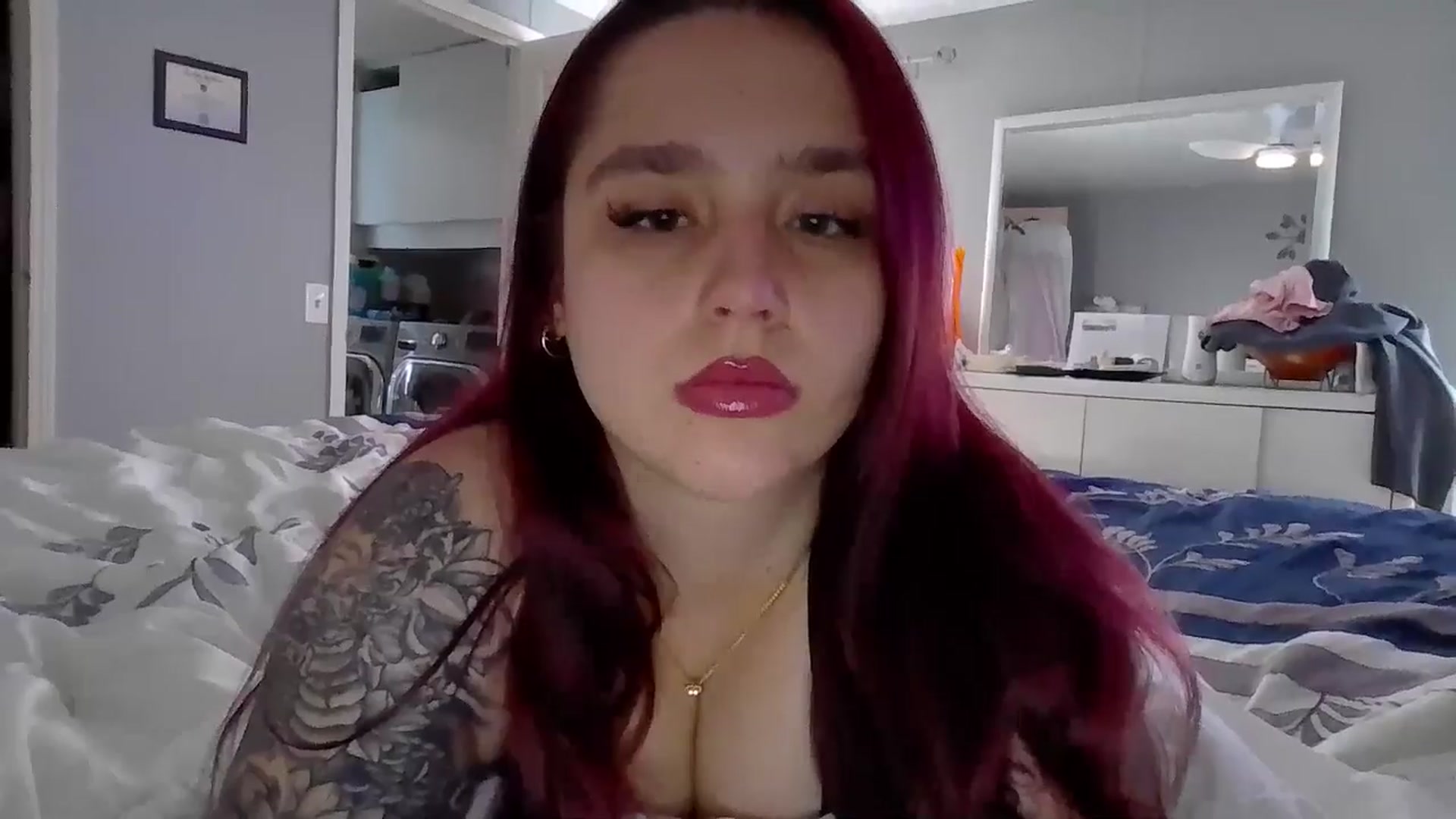 Gallery image thumbnail from GoddessGianna's myfreecams stream on, 04/10/2025, 15:59 image 5 of 20