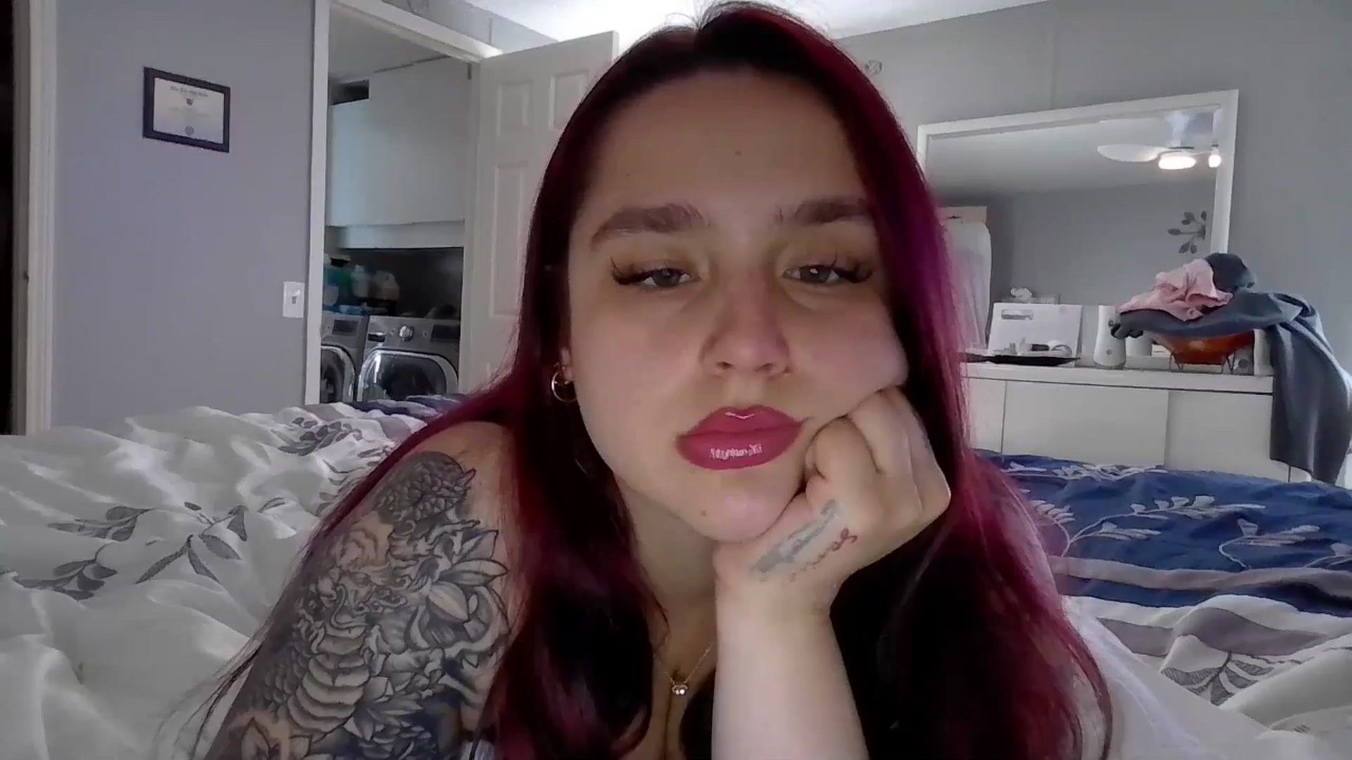 Gallery image thumbnail from GoddessGianna's myfreecams stream on, 04/10/2025, 15:59 image 9 of 20