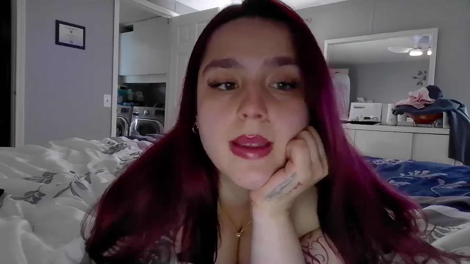 Gallery image thumbnail from GoddessGianna's myfreecams stream on, 04/10/2025, 15:59 image 20 of 20