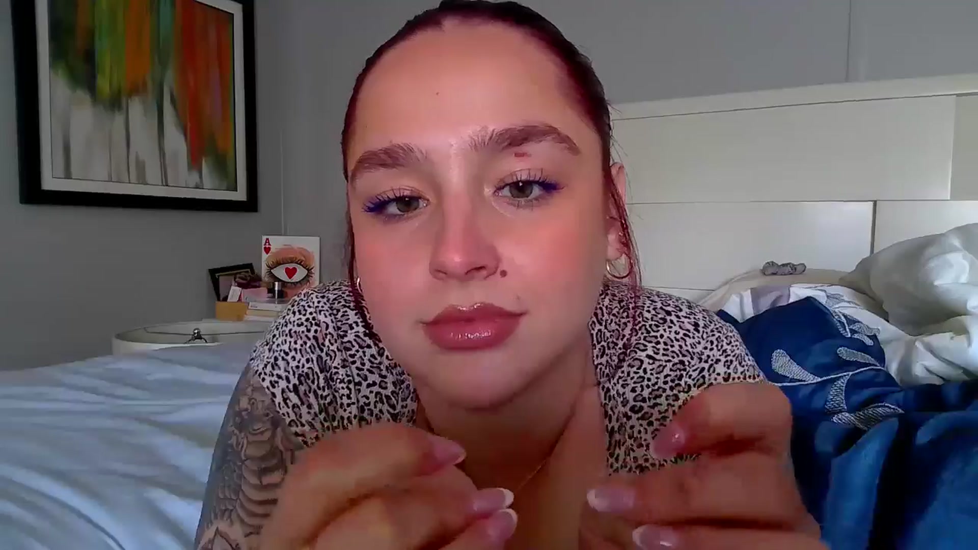 Gallery image thumbnail from GoddessGianna's myfreecams stream on, 04/15/2025, 17:12 image 10 of 20