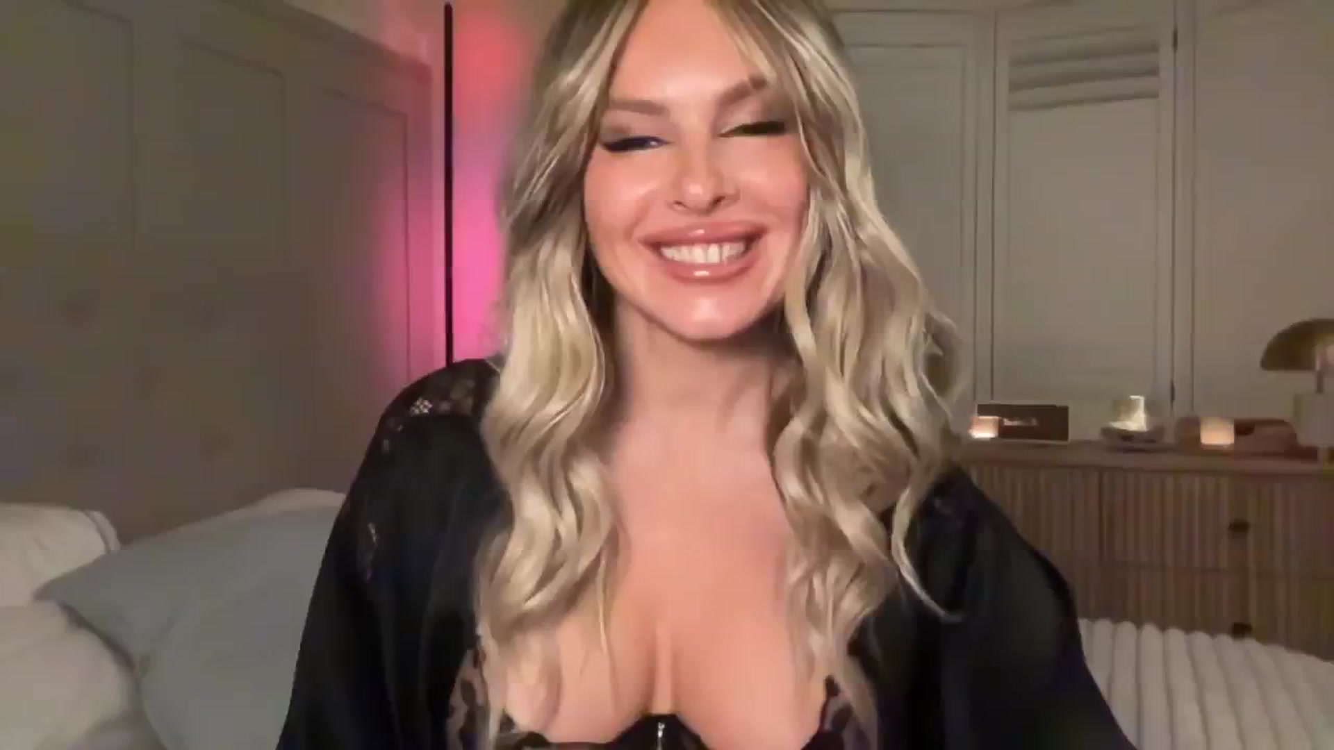 Gallery image thumbnail from GoddessHardy's myfreecams stream on, 11/27/2024, 21:44 image 8 of 20