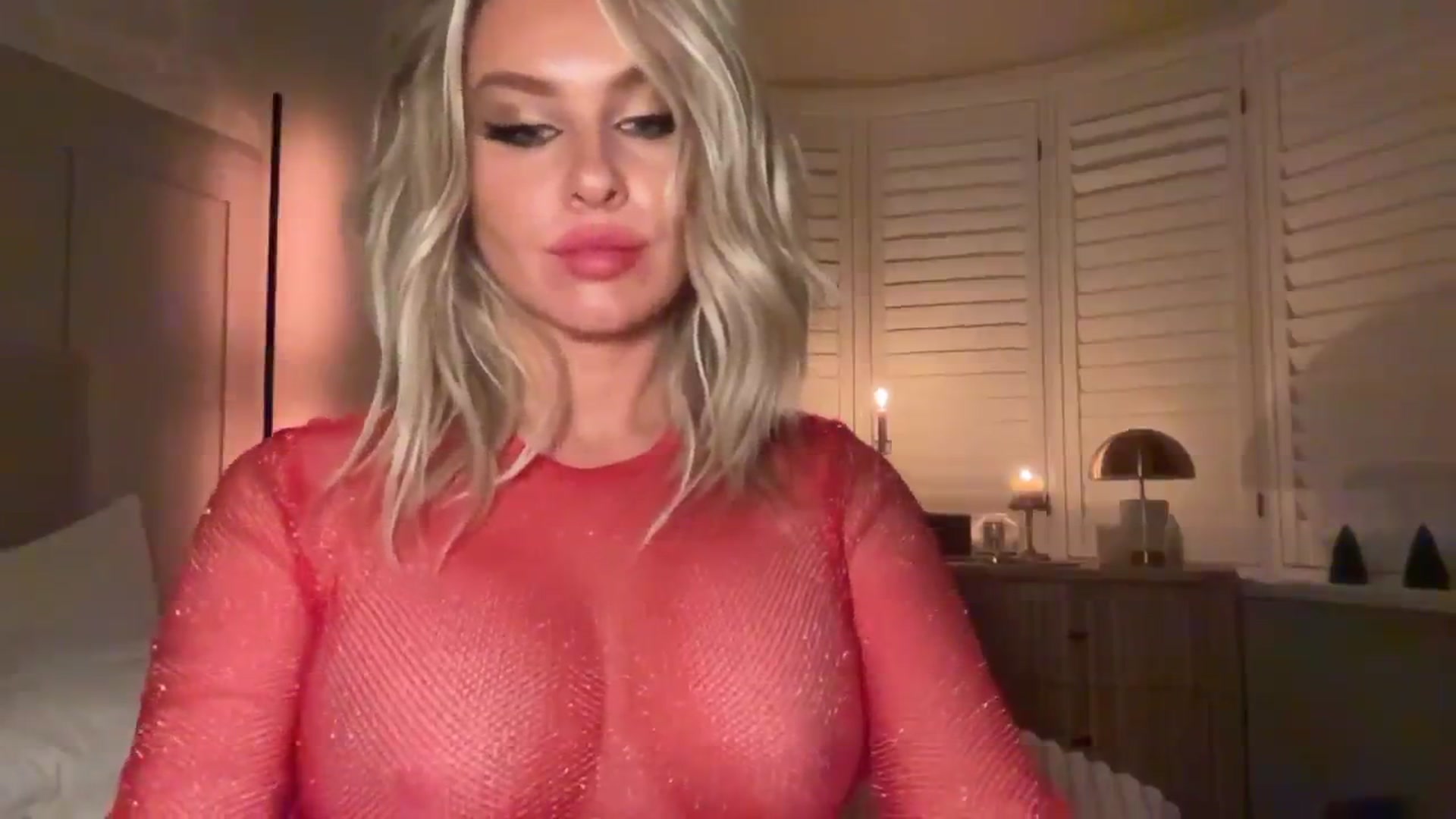 Gallery image thumbnail from GoddessHardy's myfreecams stream on, 12/14/2024, 24:24 image 17 of 20