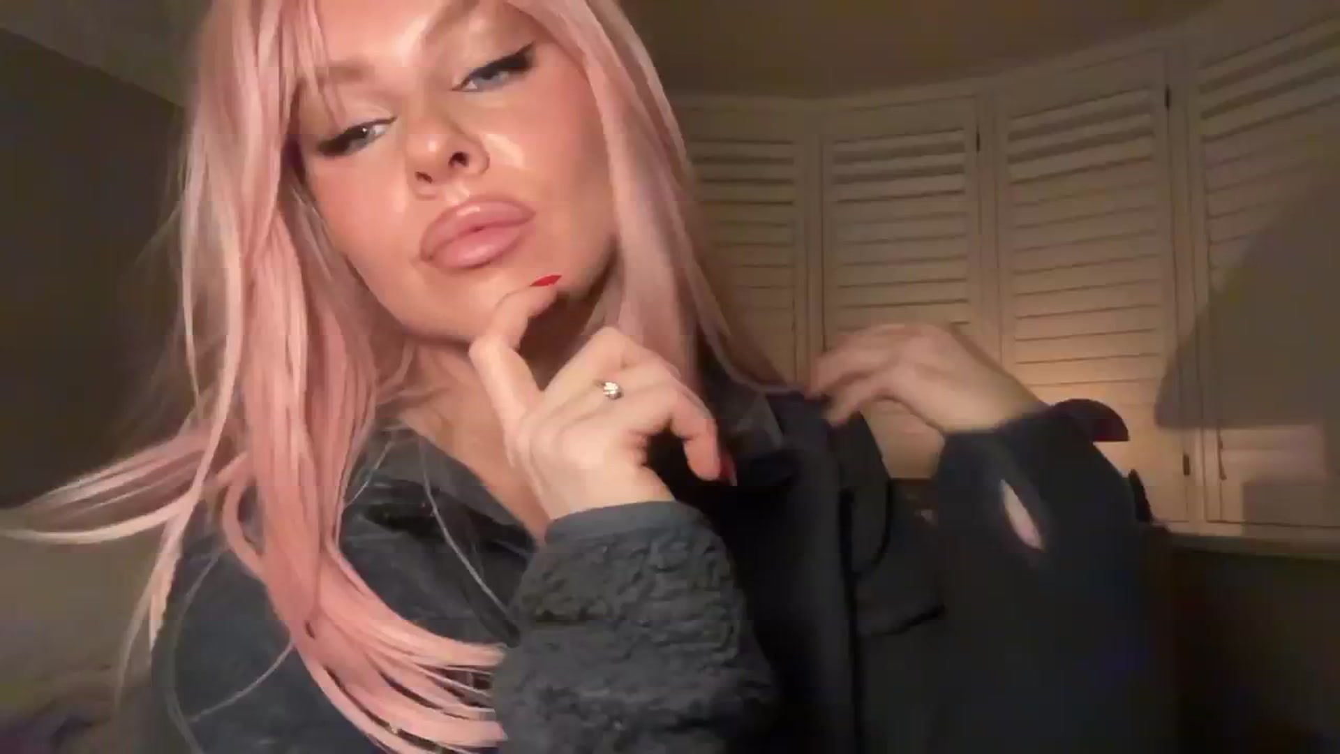 Gallery image thumbnail from GoddessHardy's myfreecams stream on, 12/20/2024, 21:54 image 8 of 20