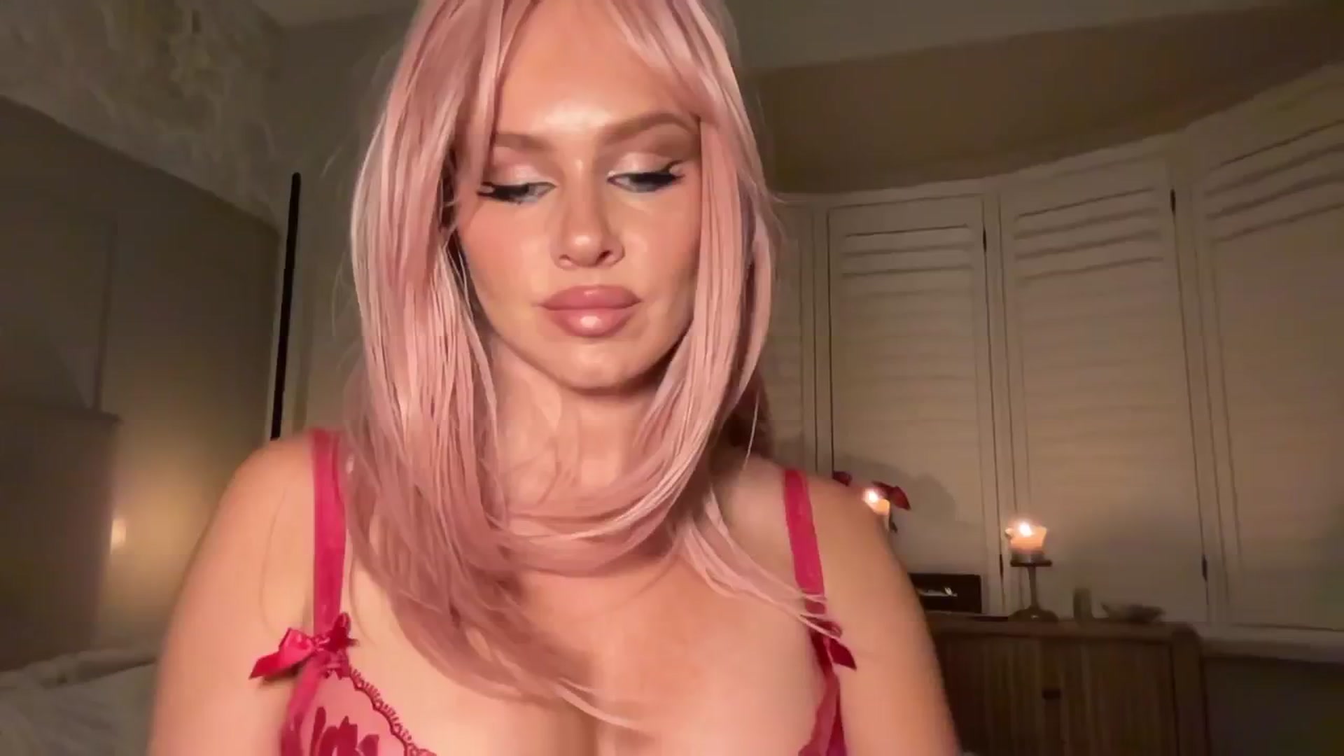 Gallery image thumbnail from GoddessHardy's myfreecams stream on, 12/27/2024, 22:50 image 10 of 20