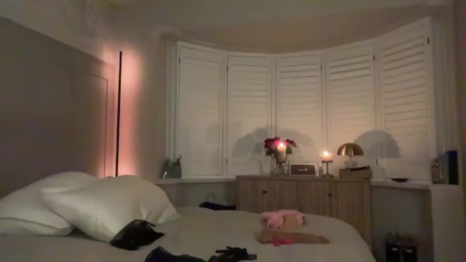 Gallery image thumbnail from GoddessHardy's myfreecams stream on, 12/28/2024, 23:35 image 6 of 20