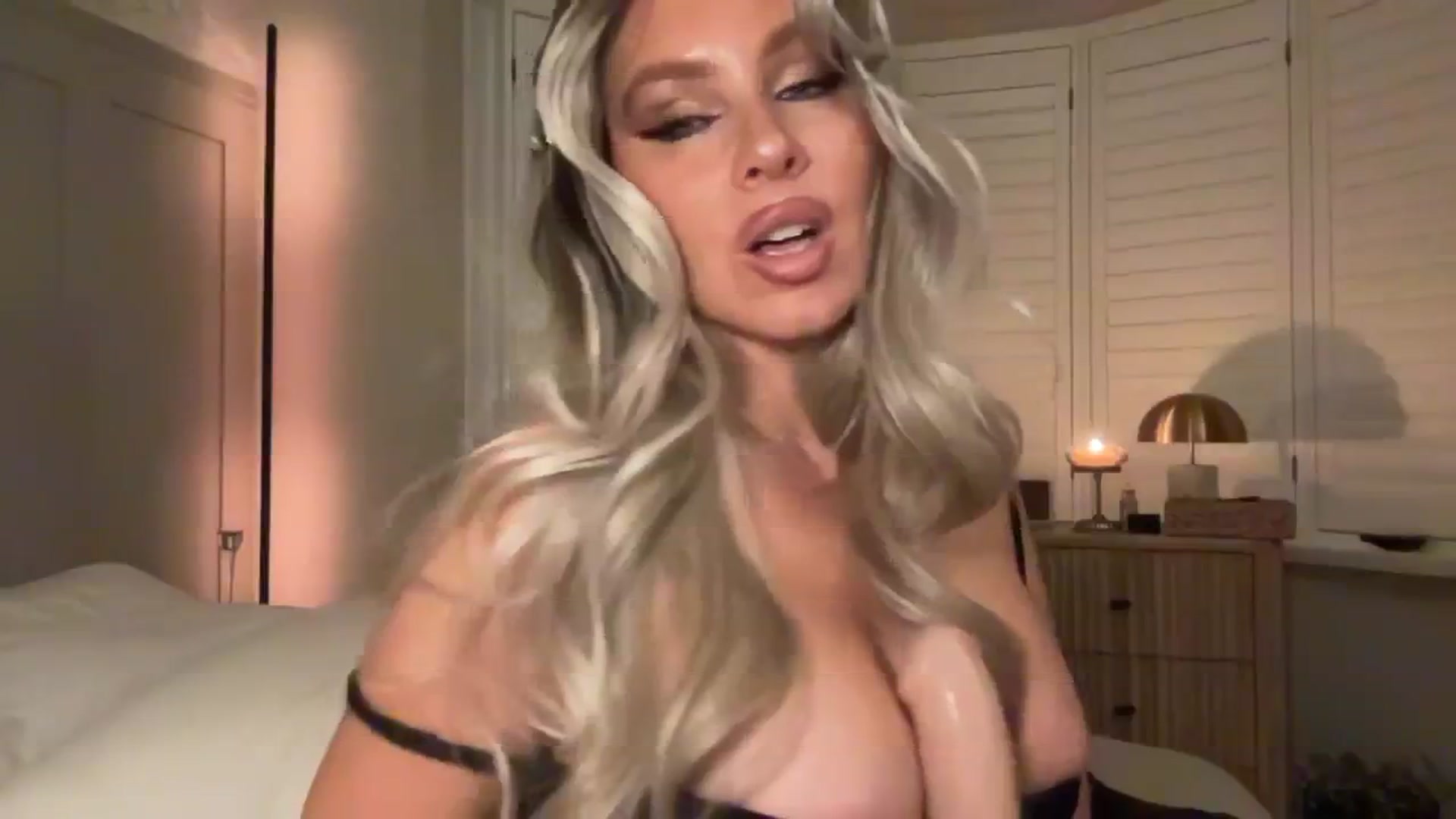 Gallery image thumbnail from GoddessHardy's myfreecams stream on, 12/29/2024, 22:38 image 6 of 20