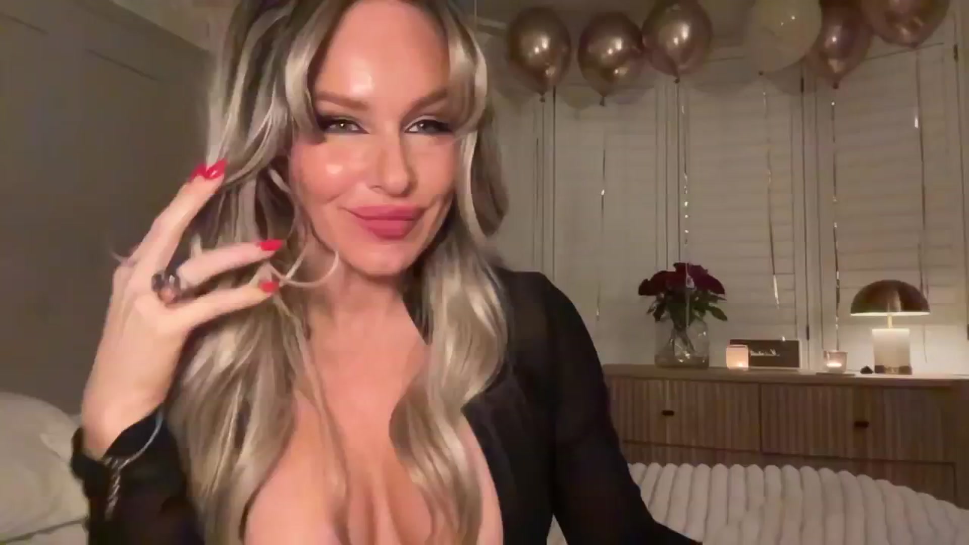 Gallery image thumbnail from GoddessHardy's myfreecams stream on, 12/30/2024, 23:52 image 11 of 20