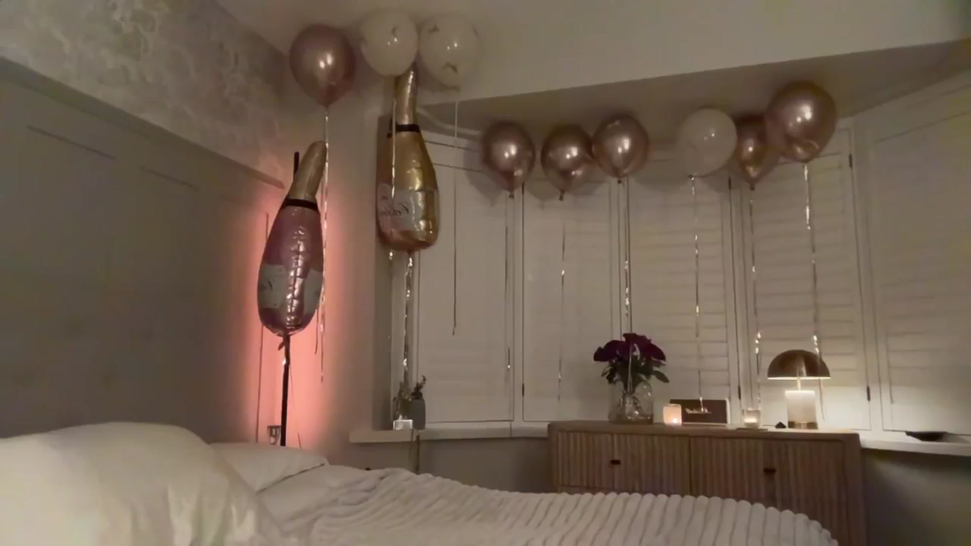 Gallery image thumbnail from GoddessHardy's myfreecams stream on, 12/30/2024, 23:52 image 4 of 20