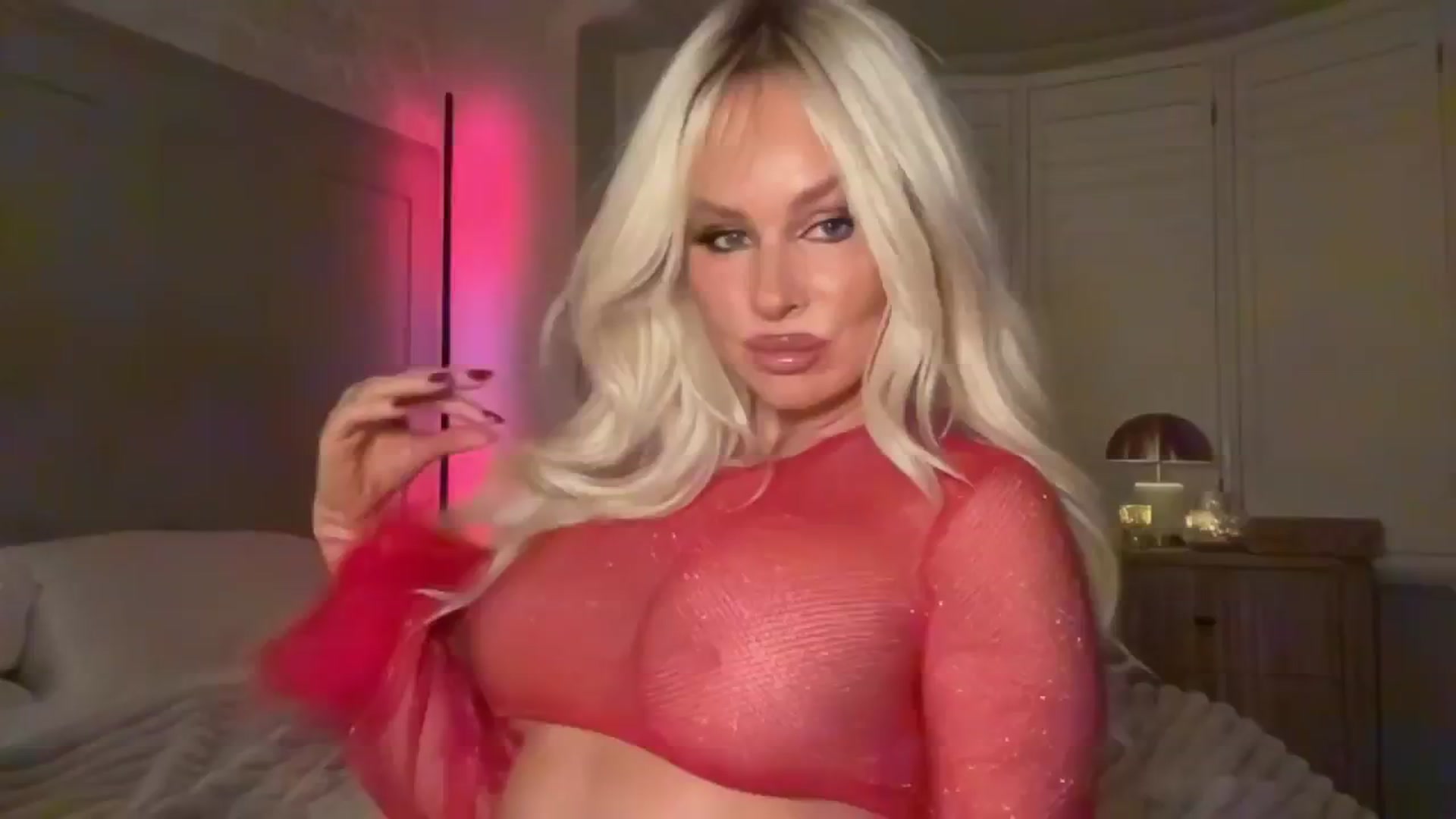 Gallery image thumbnail from GoddessHardy's myfreecams stream on, 02/04/2025, 22:02 image 1 of 20