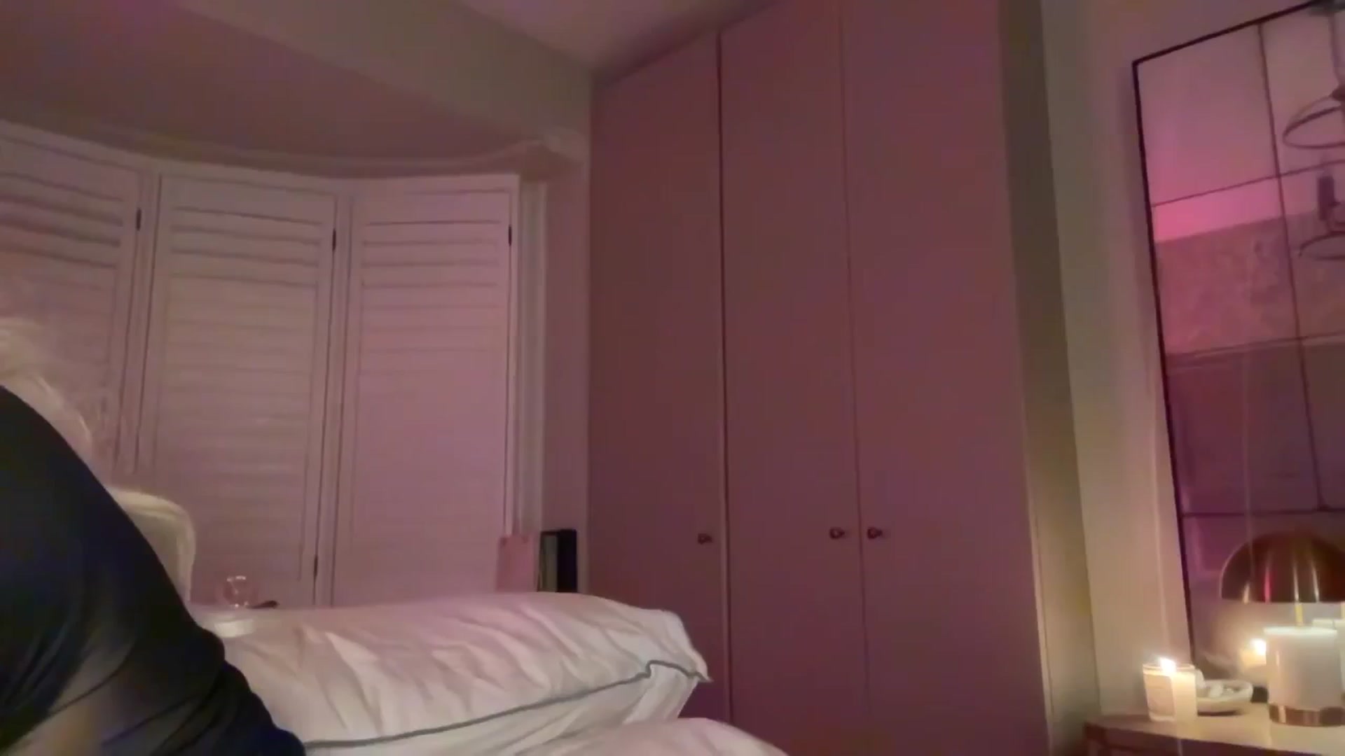 Gallery image thumbnail from GoddessHardy's myfreecams stream on, 02/26/2025, 22:59 image 17 of 20