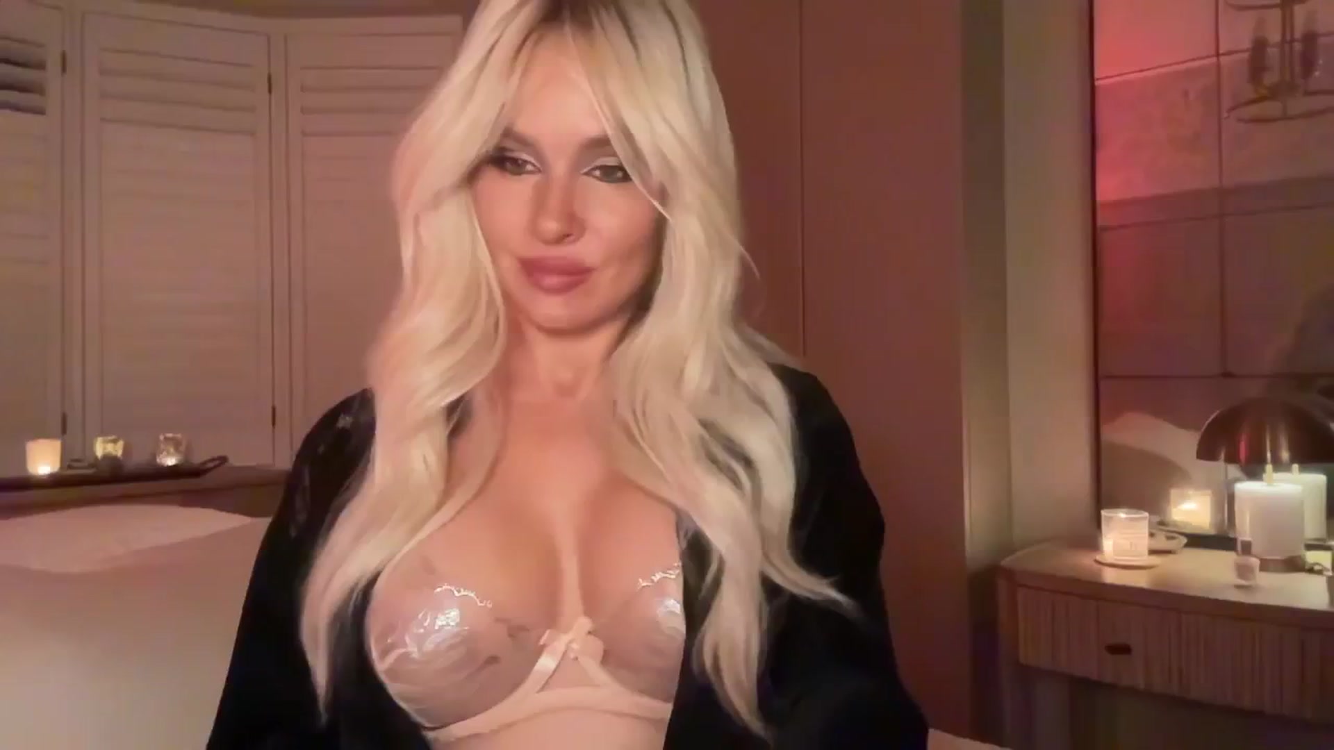 Gallery image thumbnail from GoddessHardy's myfreecams stream on, 03/18/2025, 22:57 image 5 of 20