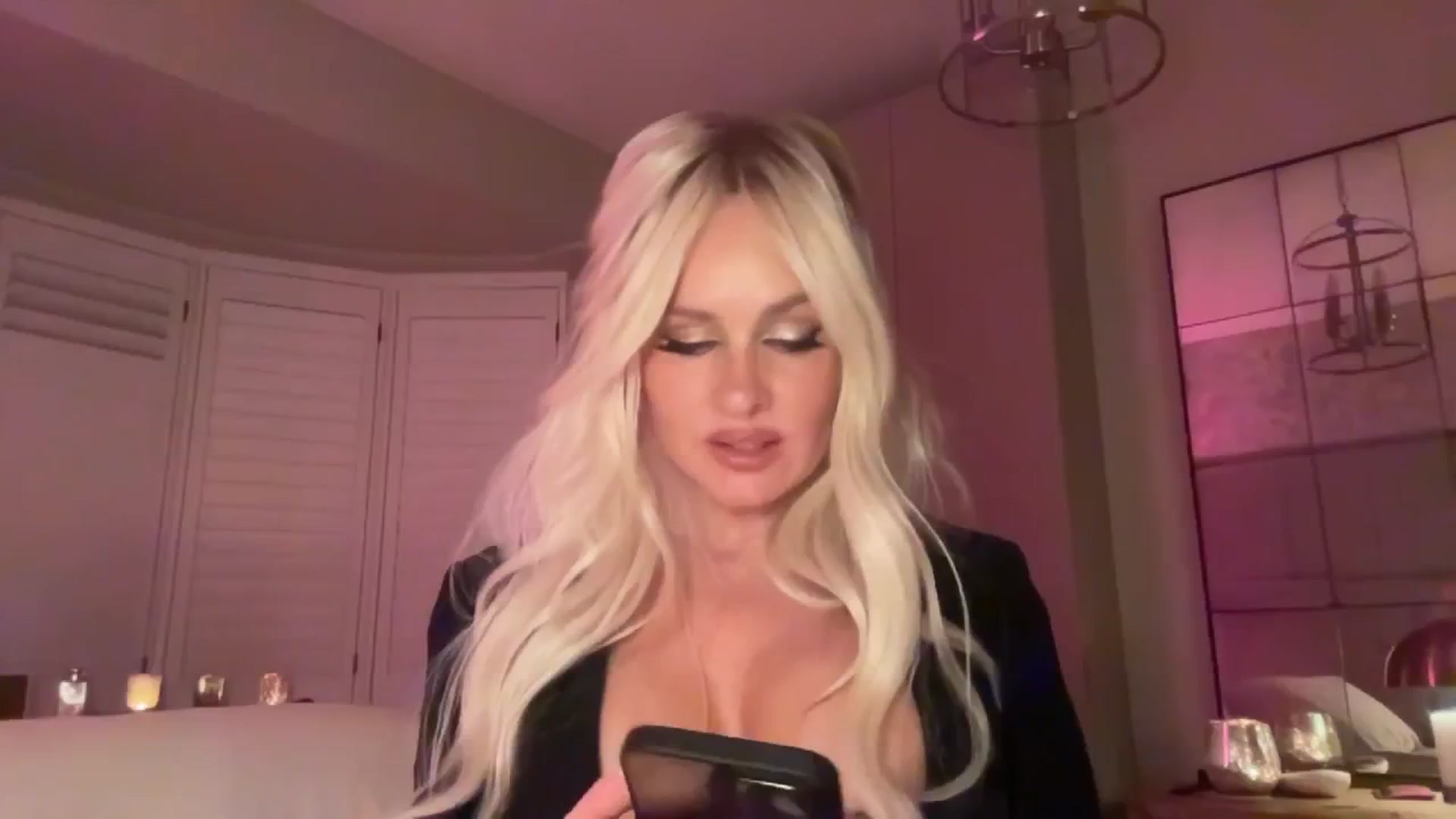 Gallery image thumbnail from GoddessHardy's myfreecams stream on, 04/01/2025, 23:42 image 15 of 20