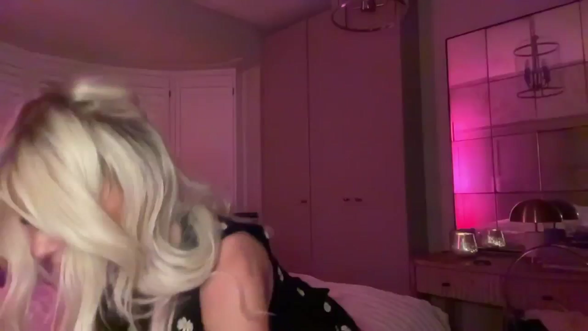Gallery image thumbnail from GoddessHardy's myfreecams stream on, 04/15/2025, 20:39 image 16 of 20