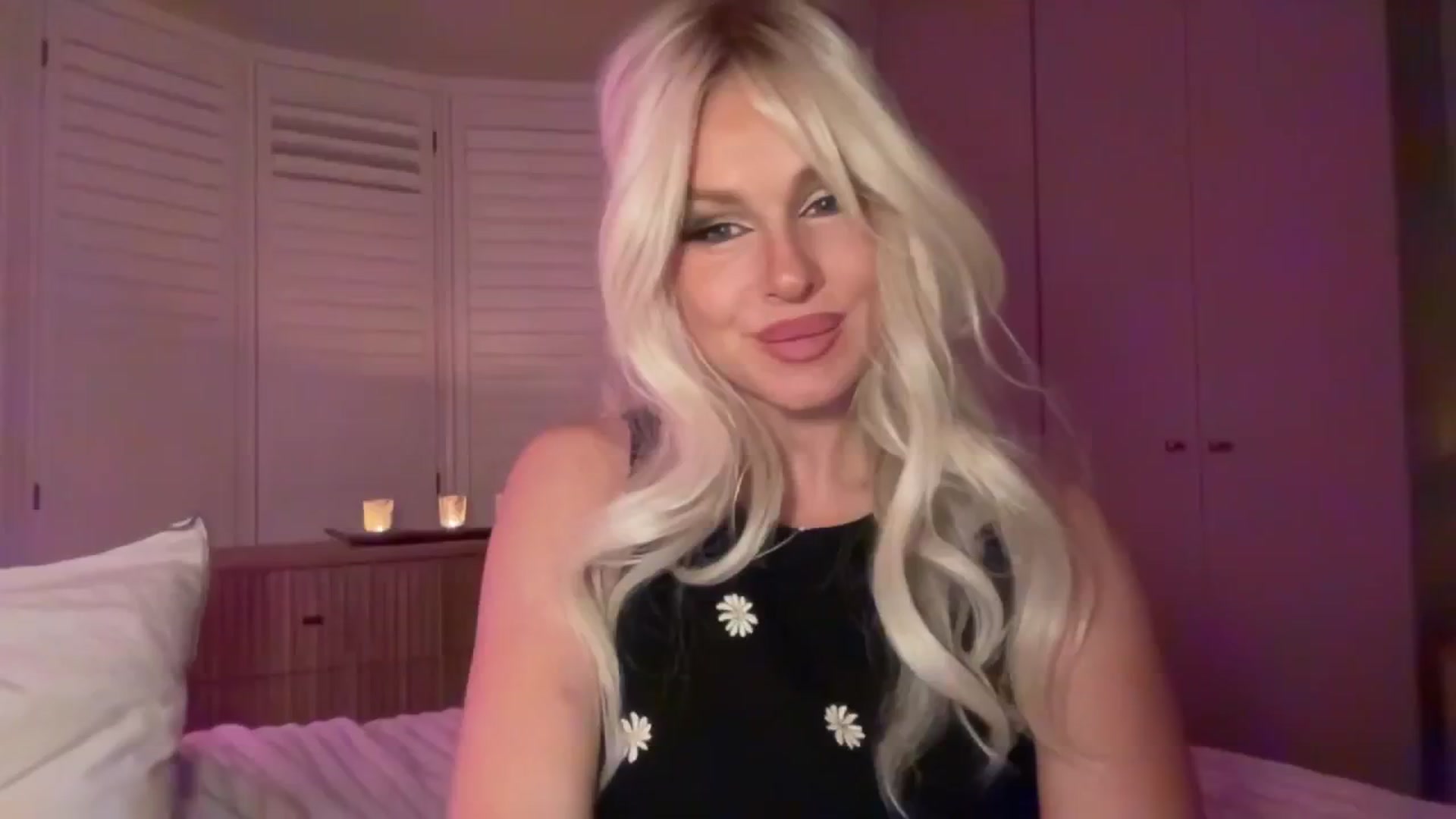 Gallery image thumbnail from GoddessHardy's myfreecams stream on, 04/15/2025, 23:55 image 1 of 20