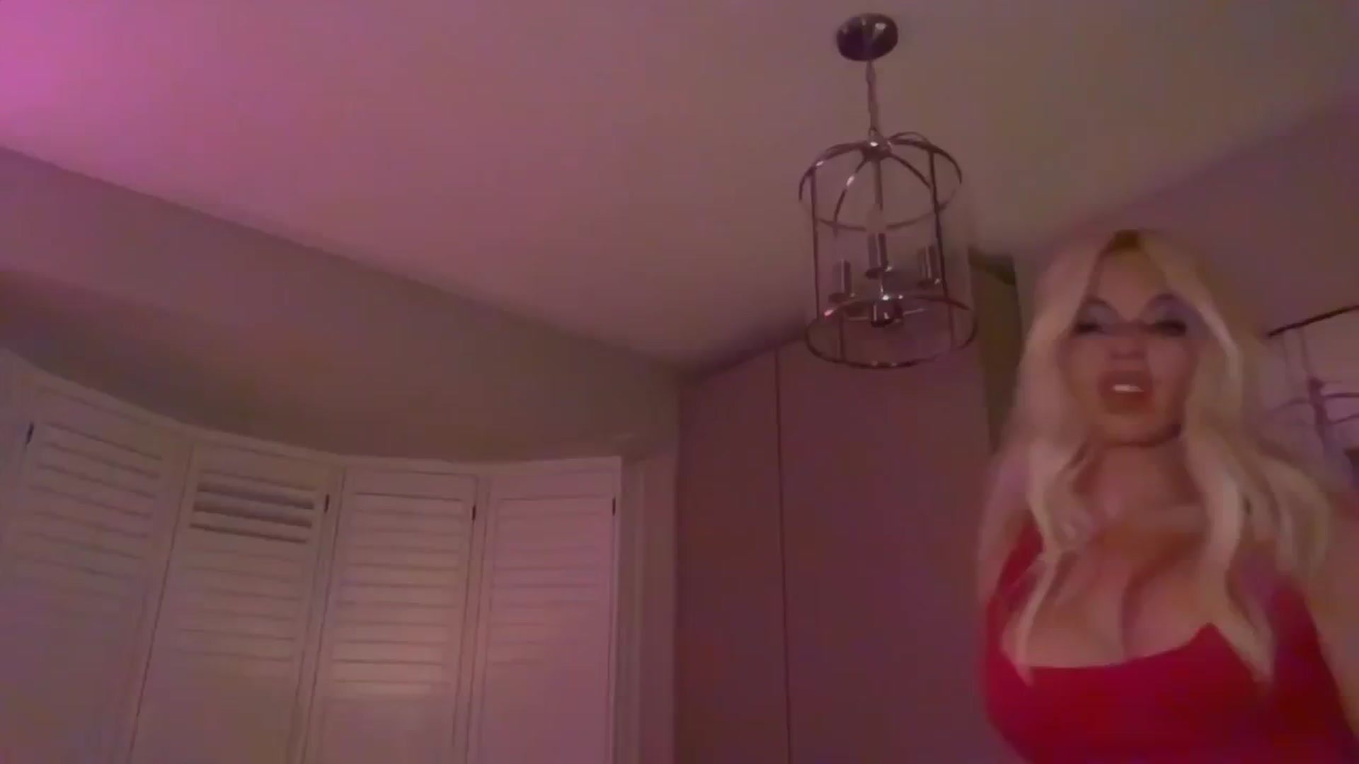 Gallery image thumbnail from GoddessHardy's myfreecams stream on, 04/20/2025, 24:27 image 13 of 20