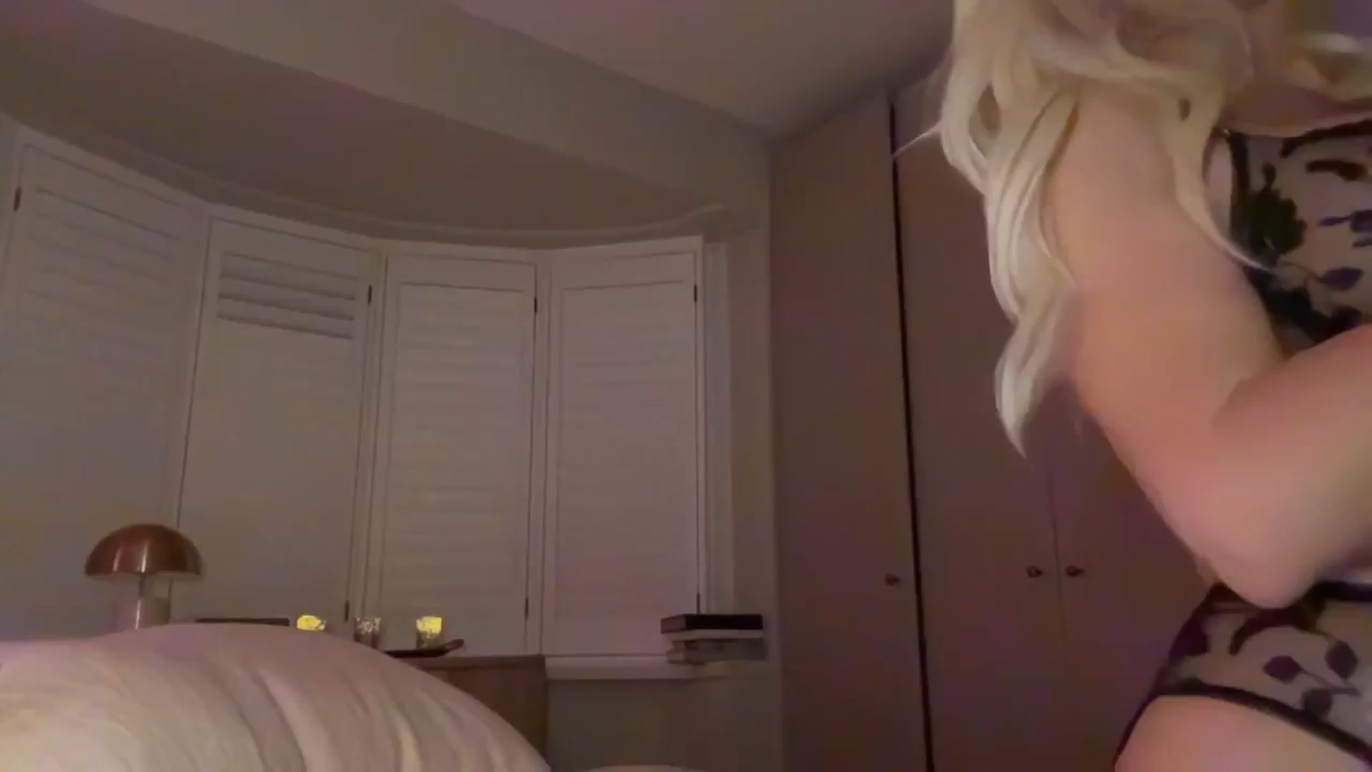 Gallery image thumbnail from GoddessHardy's myfreecams stream on, 04/28/2025, 23:33 image 13 of 20