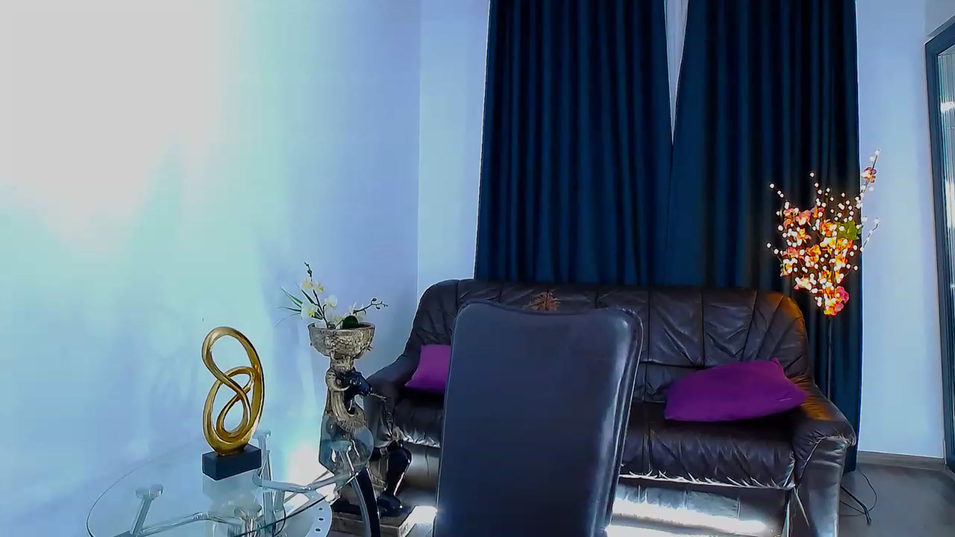 Gallery image thumbnail from GoddessKiarra's myfreecams stream on, 06/12/2023, 23:56 image 11 of 20