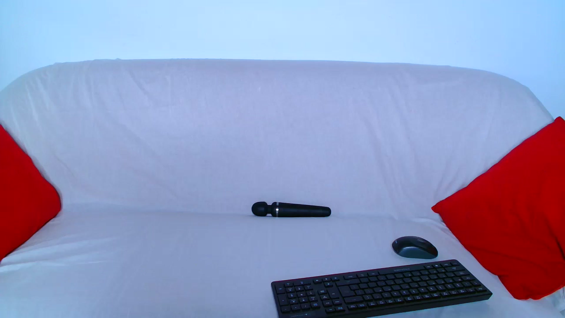 Gallery image thumbnail from GoddessKiarra's myfreecams stream on, 08/31/2024, 19:25 image 10 of 20