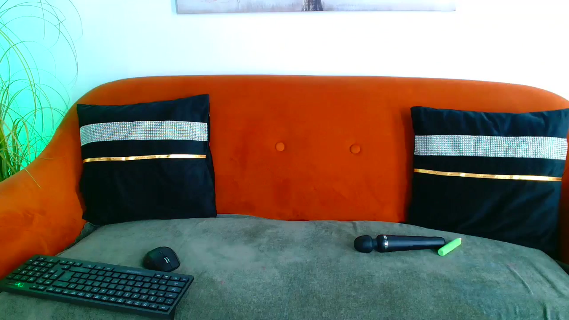 Gallery image thumbnail from GoddessKiarra's myfreecams stream on, 11/06/2024, 21:26 image 10 of 20