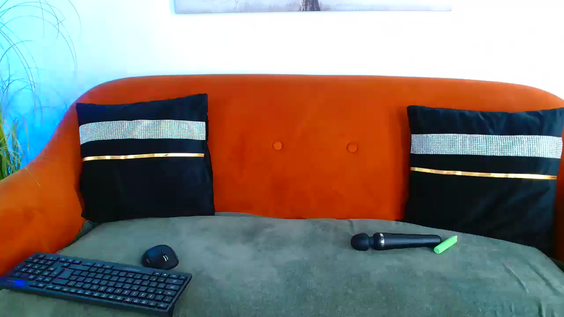 Gallery image thumbnail from GoddessKiarra's myfreecams stream on, 11/06/2024, 21:26 image 9 of 20