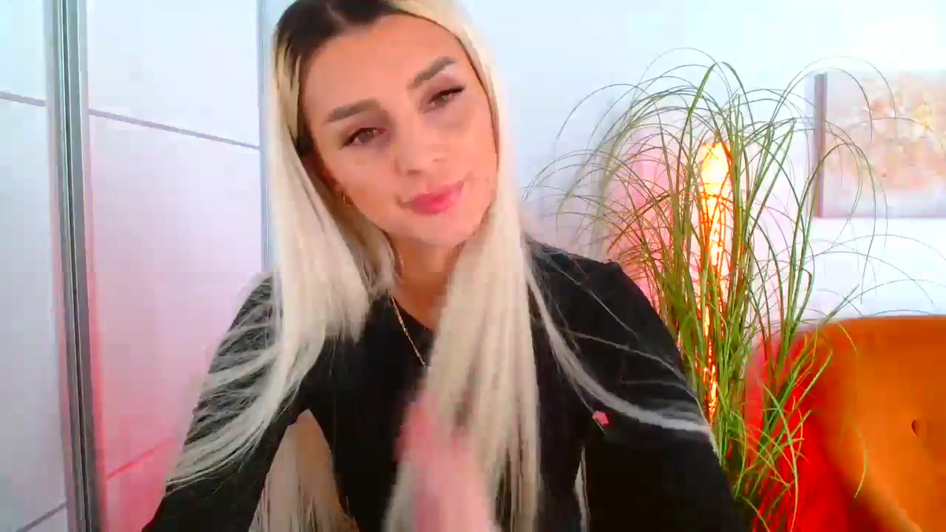 Gallery image thumbnail from GoddessKiarra's myfreecams stream on, 11/12/2024, 18:45 image 2 of 20