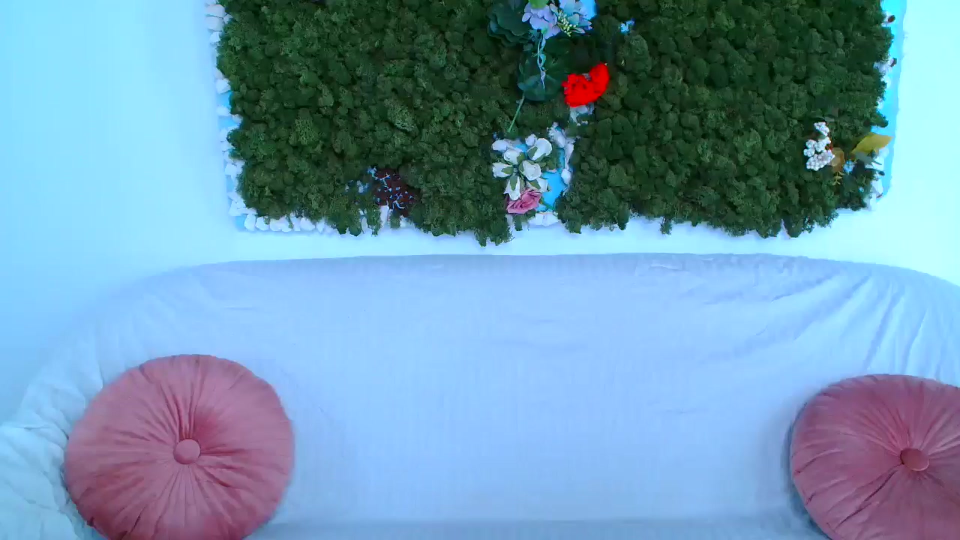 Gallery image thumbnail from GoddessKiarra's myfreecams stream on, 12/30/2025, 20:35 image 1 of 20