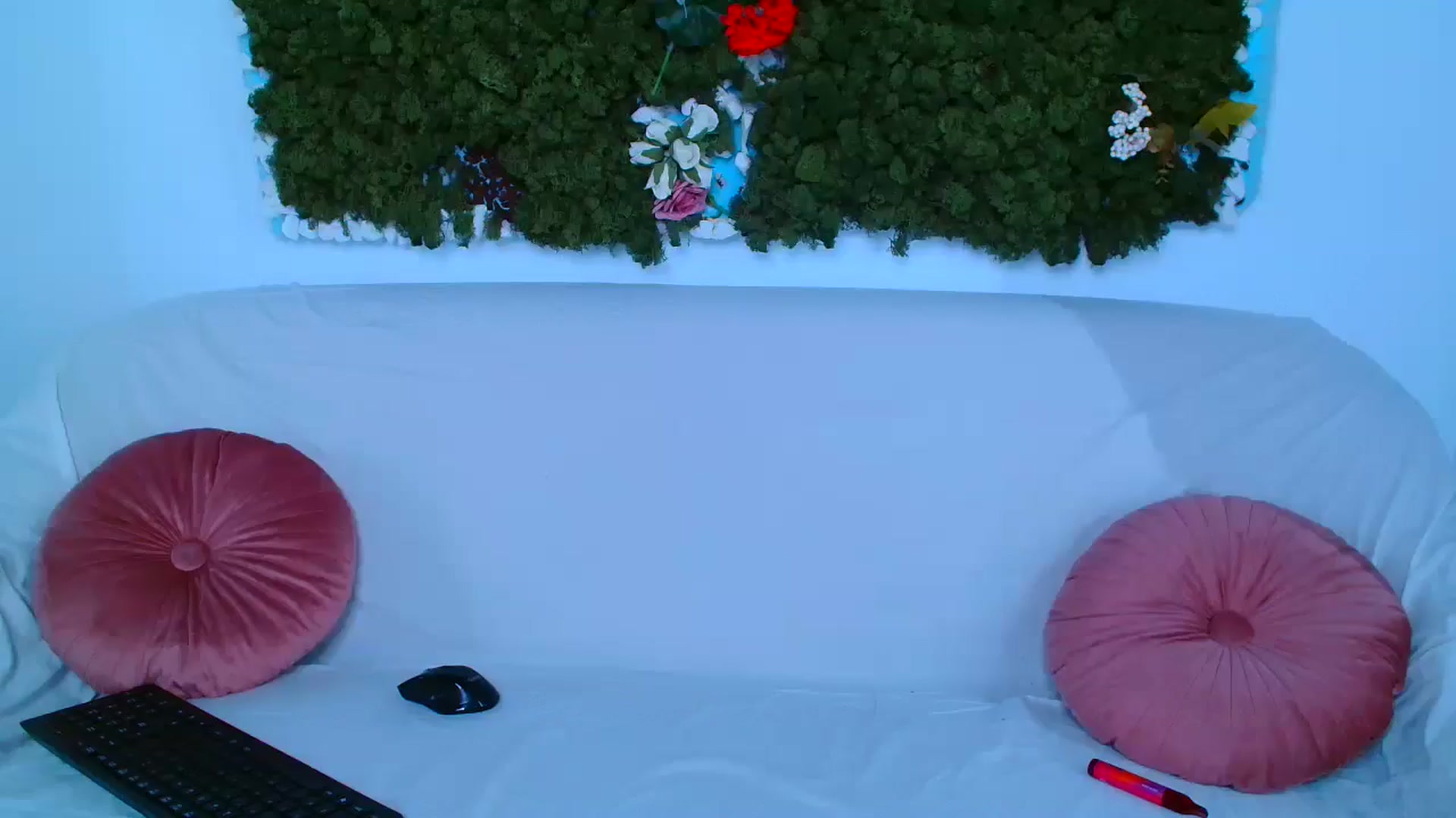 Gallery image thumbnail from GoddessKiarra's myfreecams stream on, 01/04/2026, 21:34 image 11 of 20