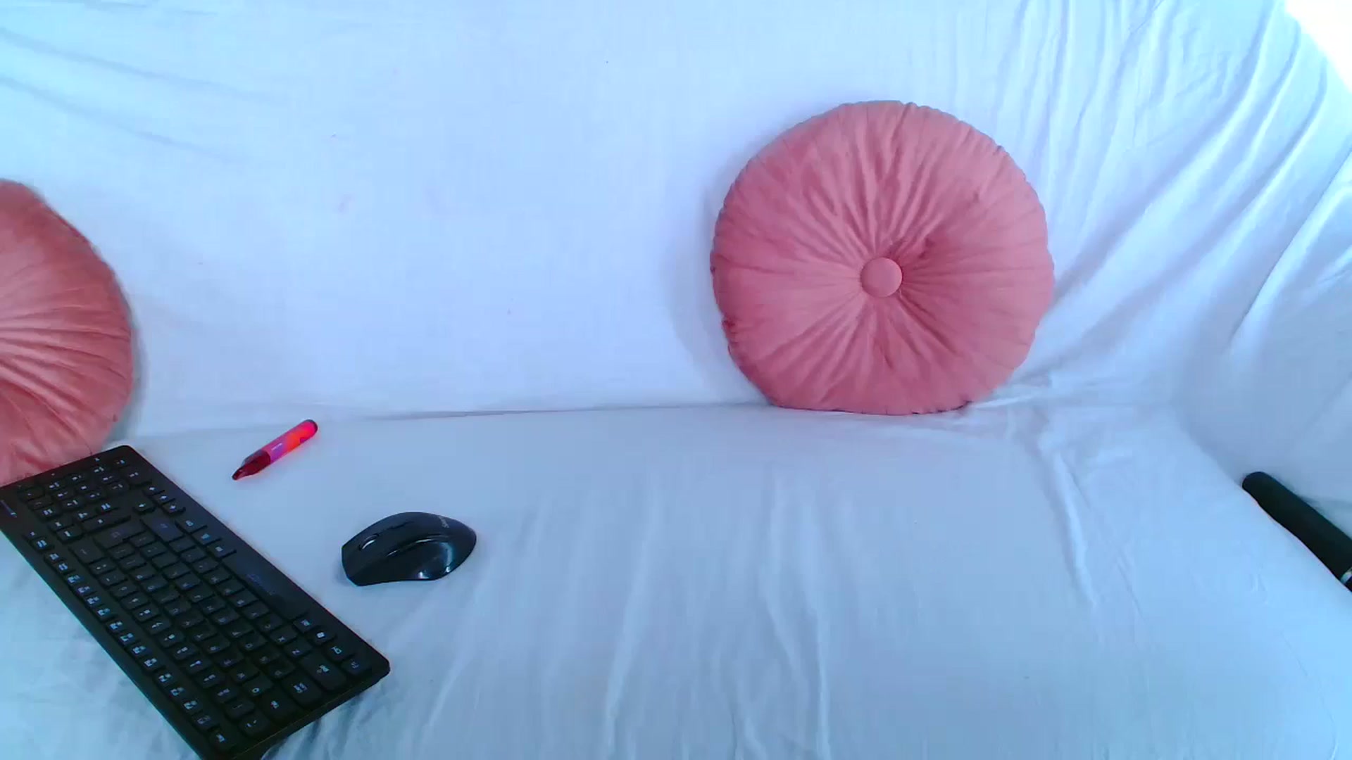 Gallery image thumbnail from GoddessKiarra's myfreecams stream on, 01/15/2026, 22:46 image 14 of 20