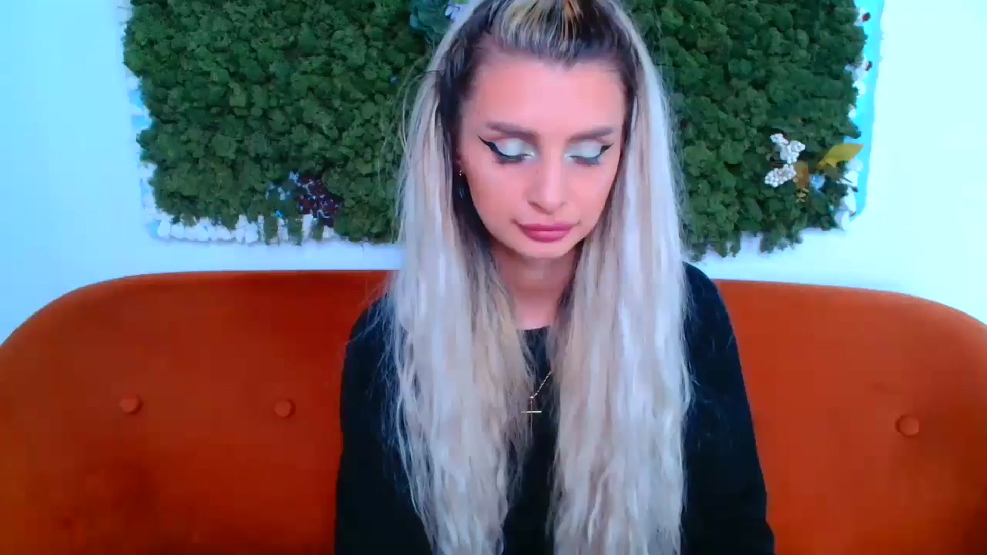 Gallery image thumbnail from GoddessKiarra's myfreecams stream on, 03/07/2026, 19:33 image 11 of 20