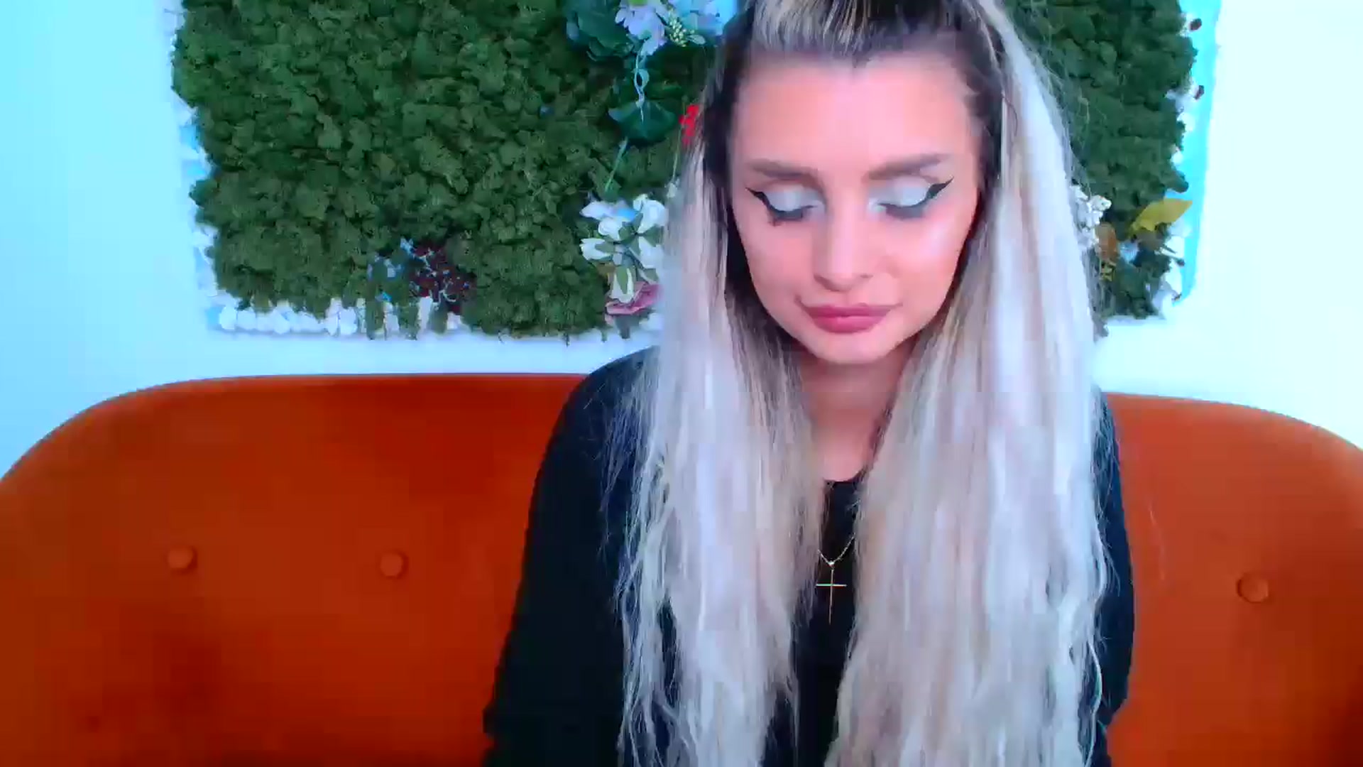 Gallery image thumbnail from GoddessKiarra's myfreecams stream on, 03/07/2026, 19:33 image 12 of 20