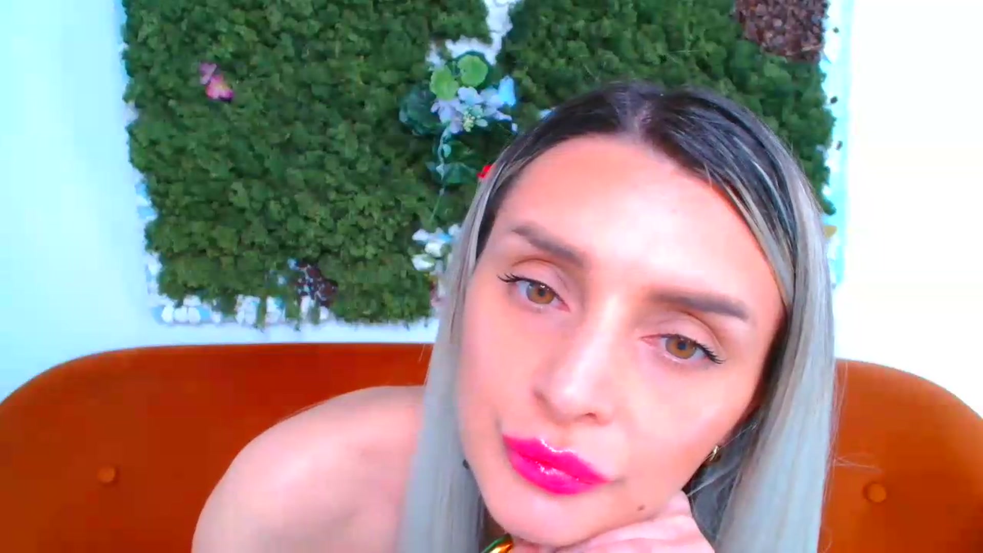 Gallery image thumbnail from GoddessKiarra's myfreecams stream on, 06/02/2026, 19:12 image 5 of 20