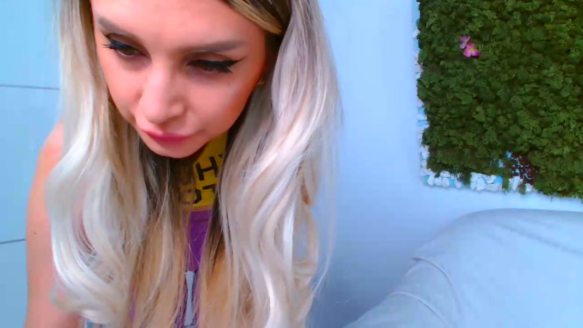 Gallery image thumbnail from GoddessKiarra's myfreecams stream on, 07/04/2026, 22:38 image 8 of 20